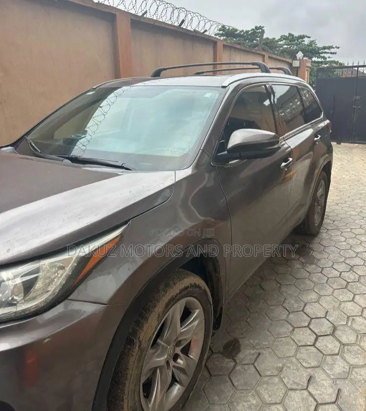 Toyota Highlander 2016 Gray