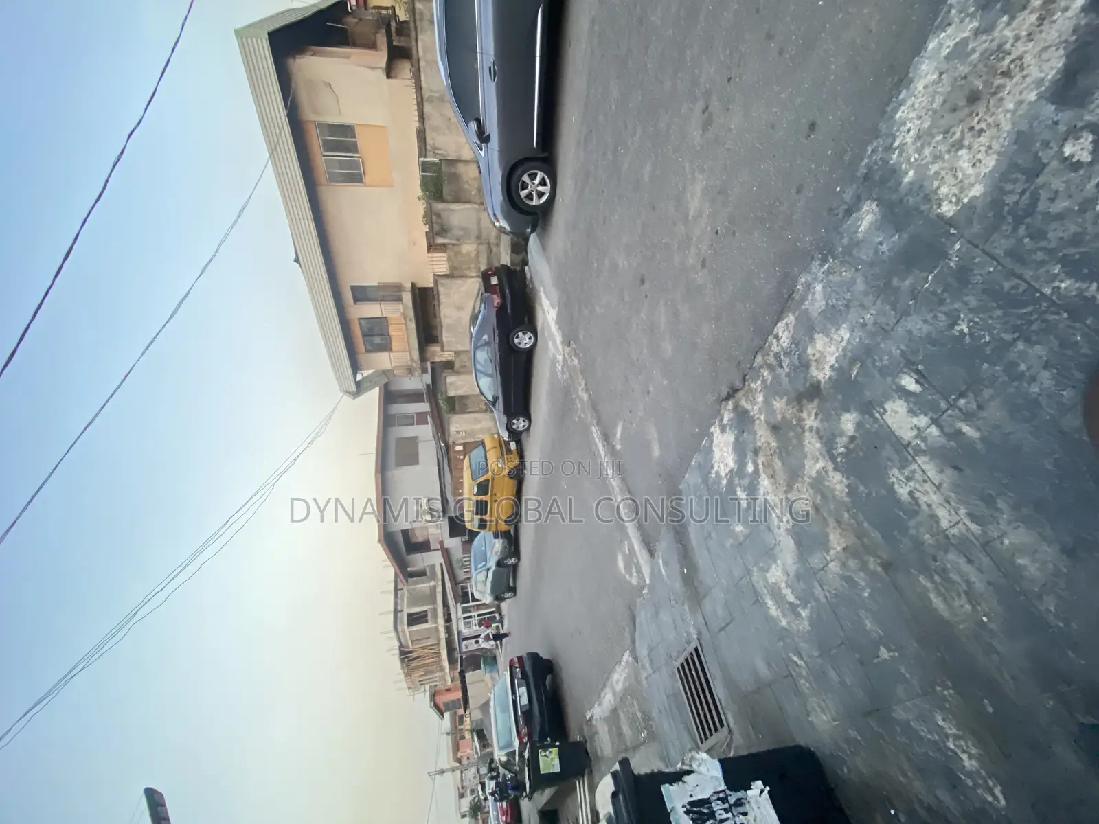 3bdrm Block of Flats in Shangisha Avenue for sale
