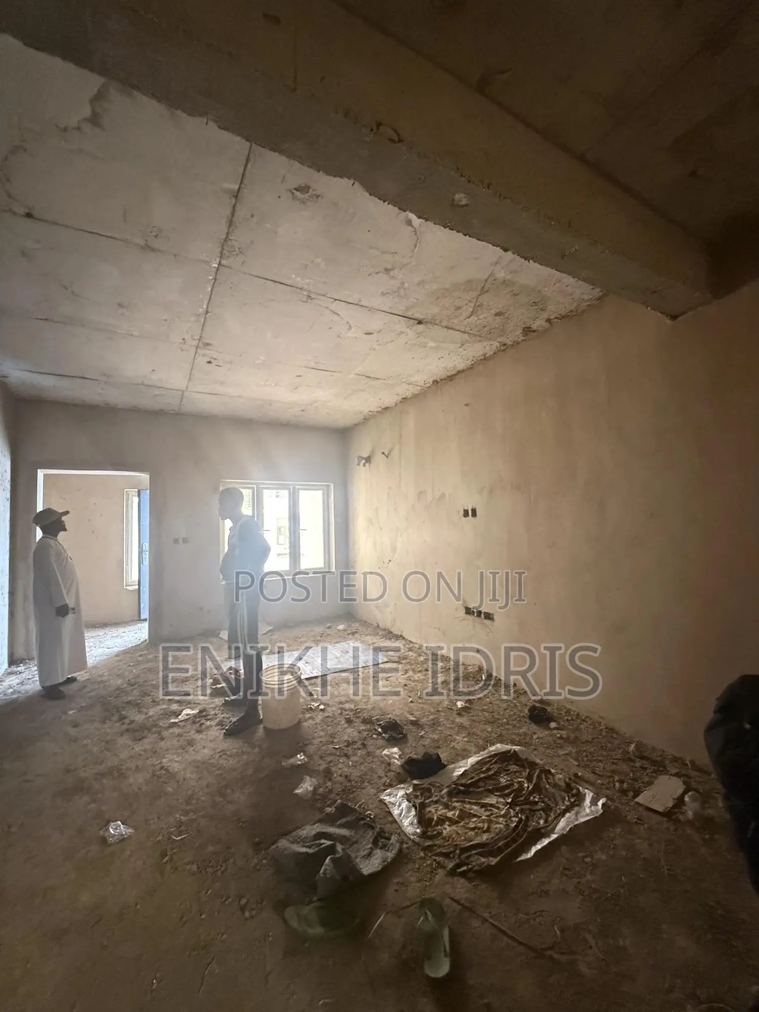 3bdrm Townhouse/Terrace in Esther Court, Sabon Lugbe for sale