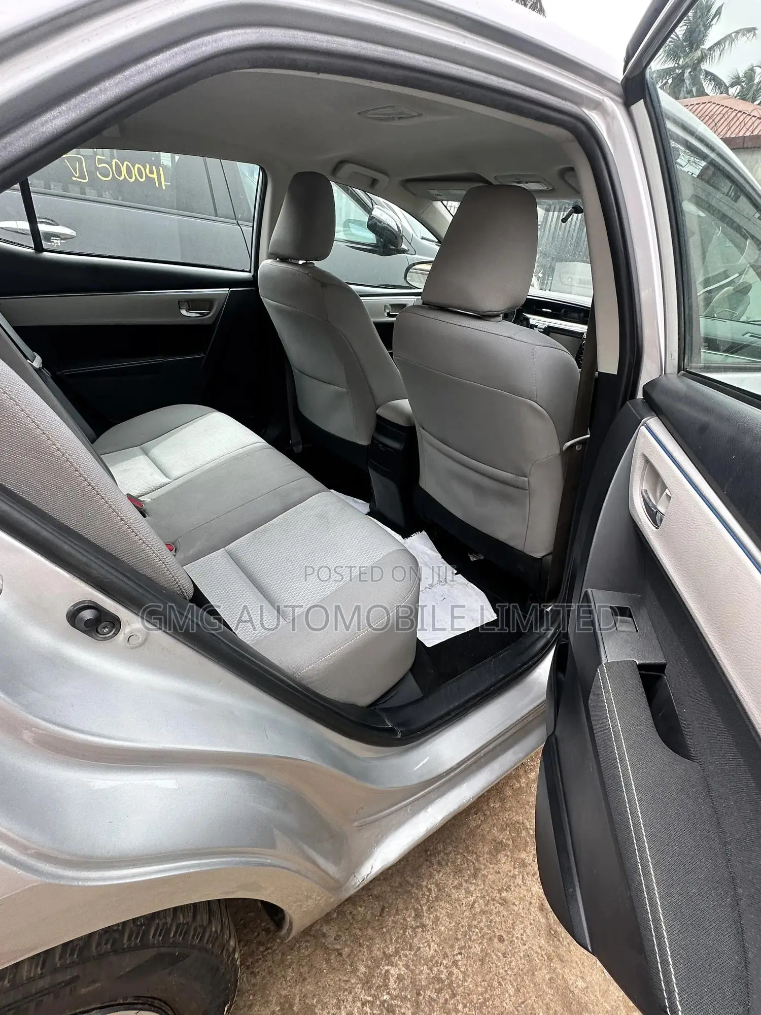 Toyota Corolla LE 4dr Sedan (1.8L 4cyl CVT) 2016 Silver
