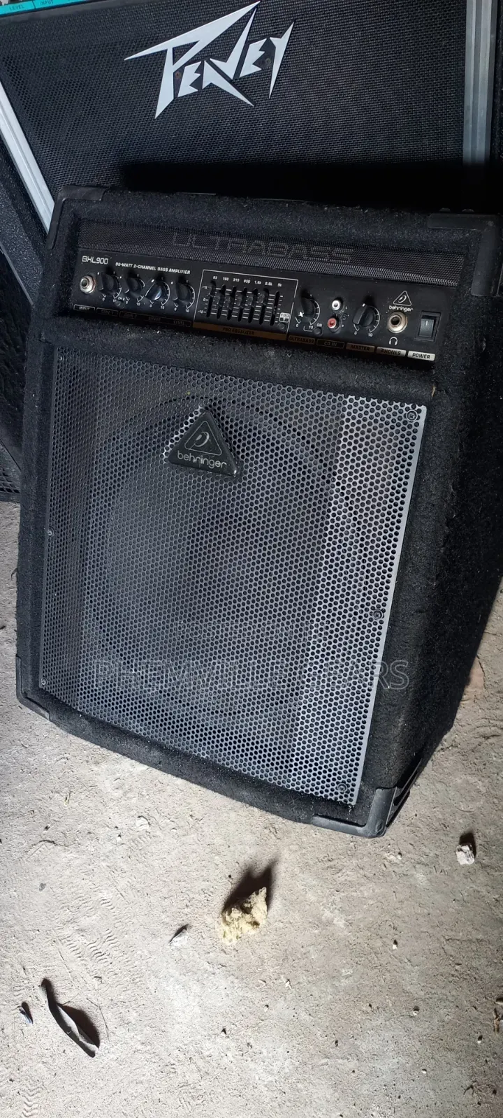 Uk Used 15inches Bheringa Bass Combo Speaker.