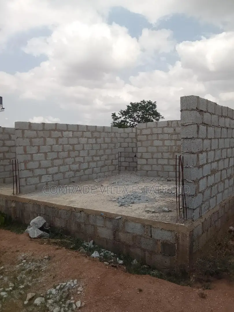 4bdrm Duplex In Sabon Lugbe For Sale