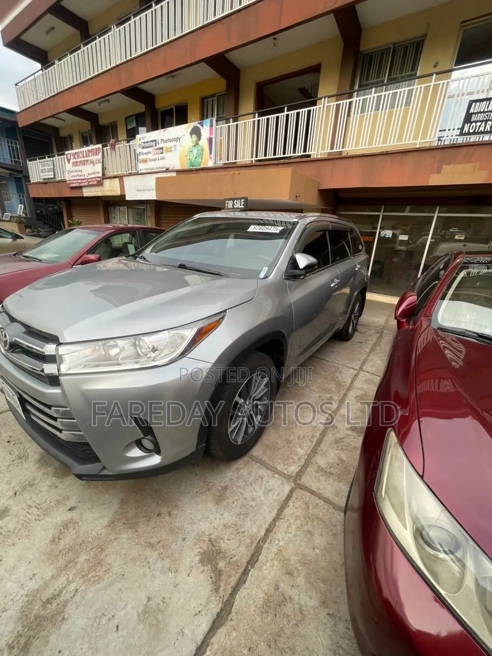 Toyota Highlander XLE 4x4 V6 (3.5L 6cyl 8A) 2017 Silver