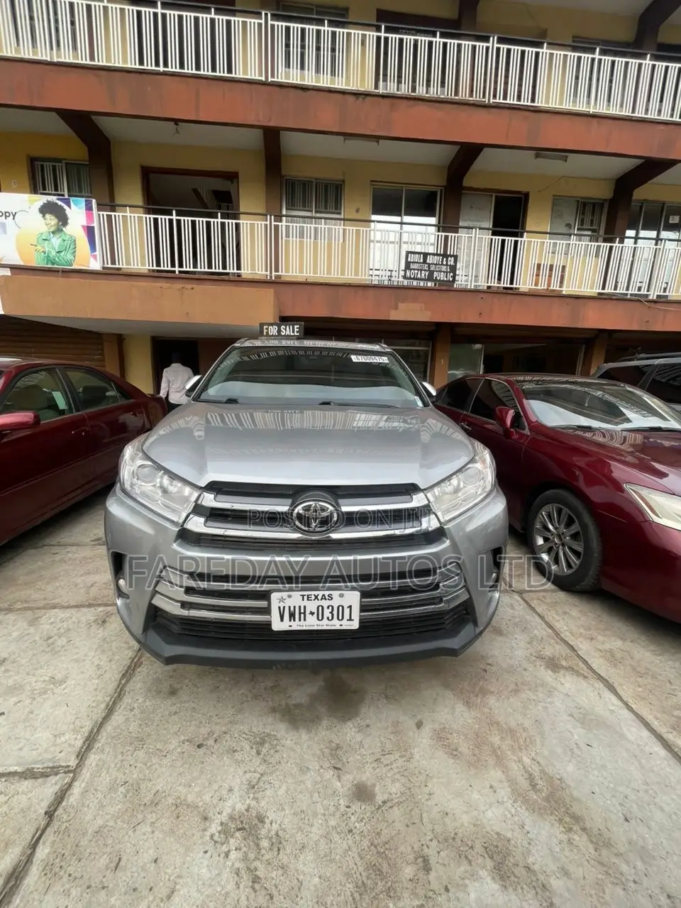 Toyota Highlander XLE 4x4 V6 (3.5L 6cyl 8A) 2017 Silver