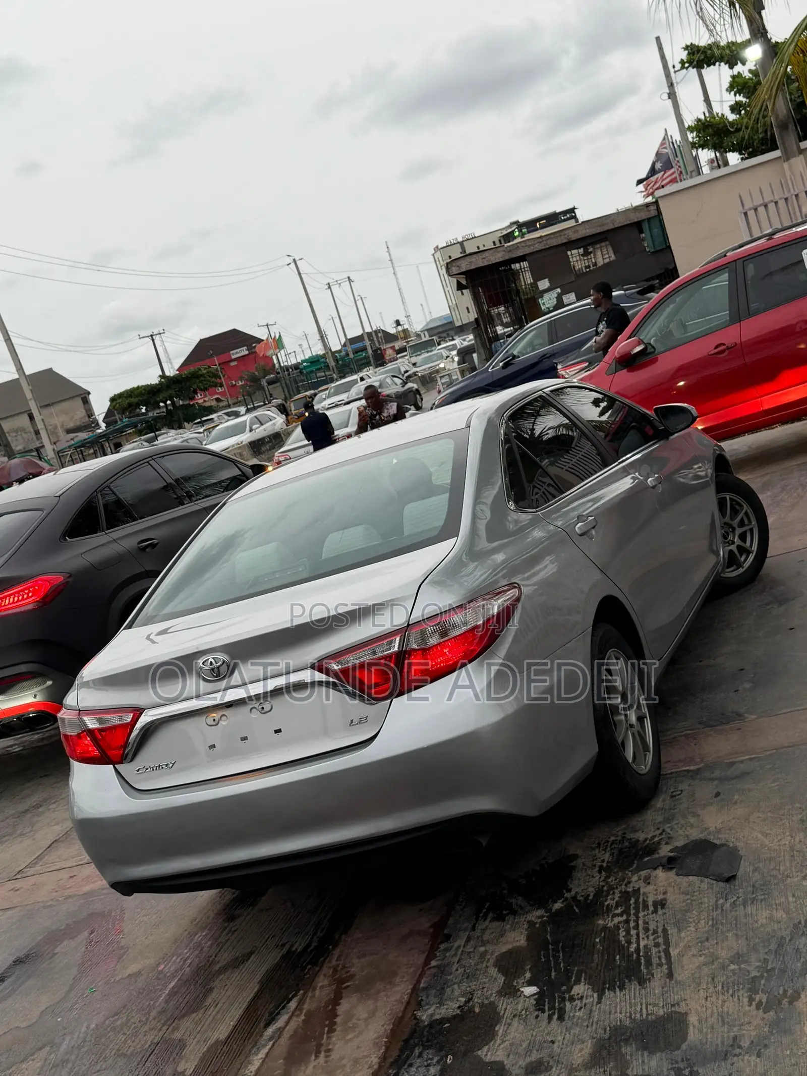 Toyota Camry LE 4dr Sedan (2.5L 4cyl 6A) 2016 Silver