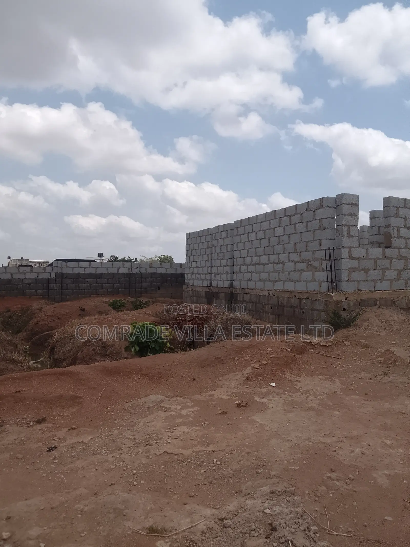 4bdrm Duplex In Sabon Lugbe For Sale