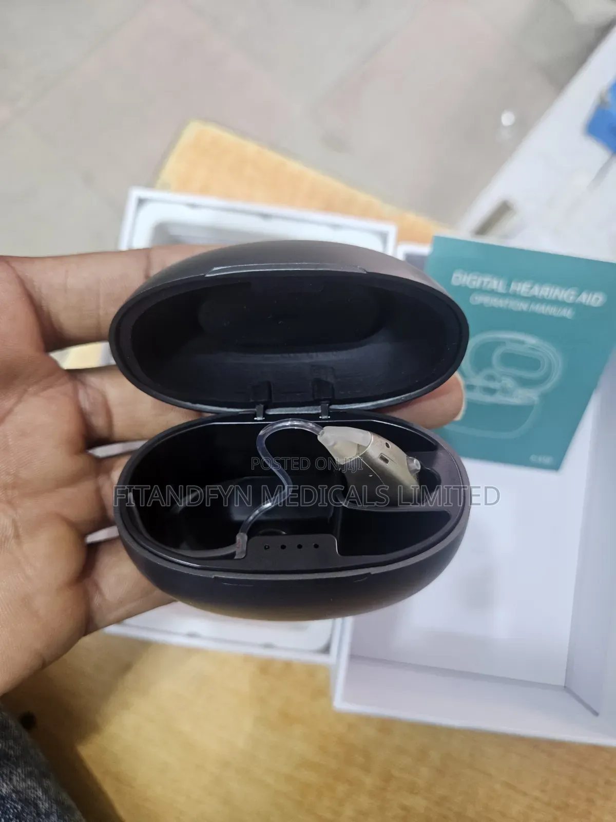 Hearing Aid (Axon a-318)