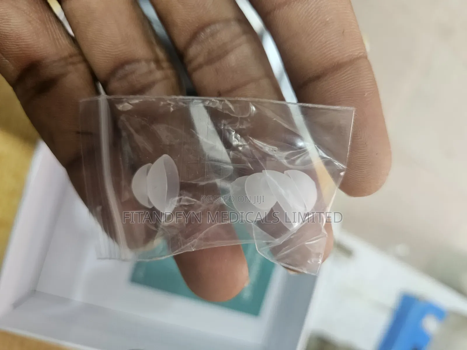 Hearing Aid (Axon a-318)