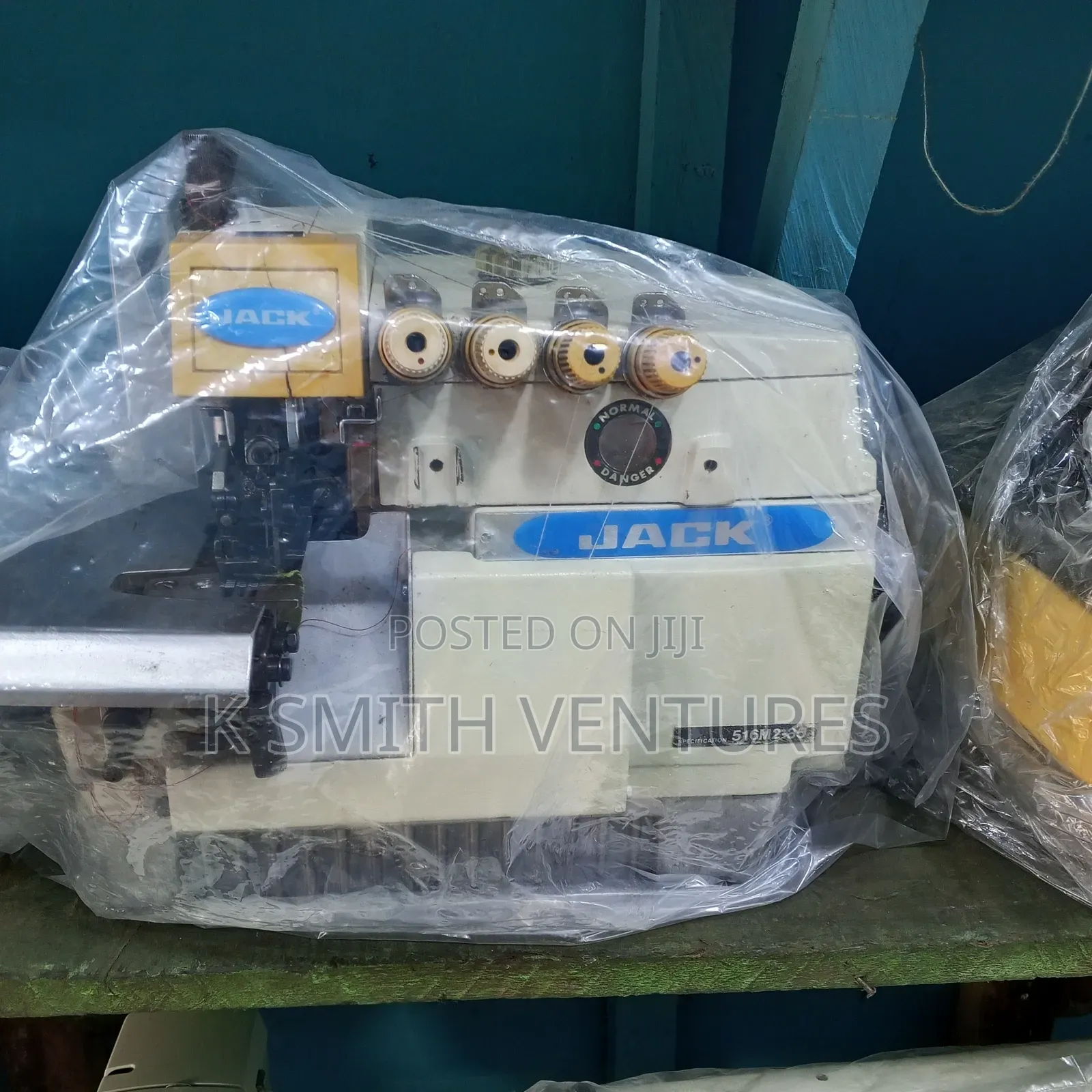 Jack Four Thread Weaving Industrial Machine With Full Accessories Uk