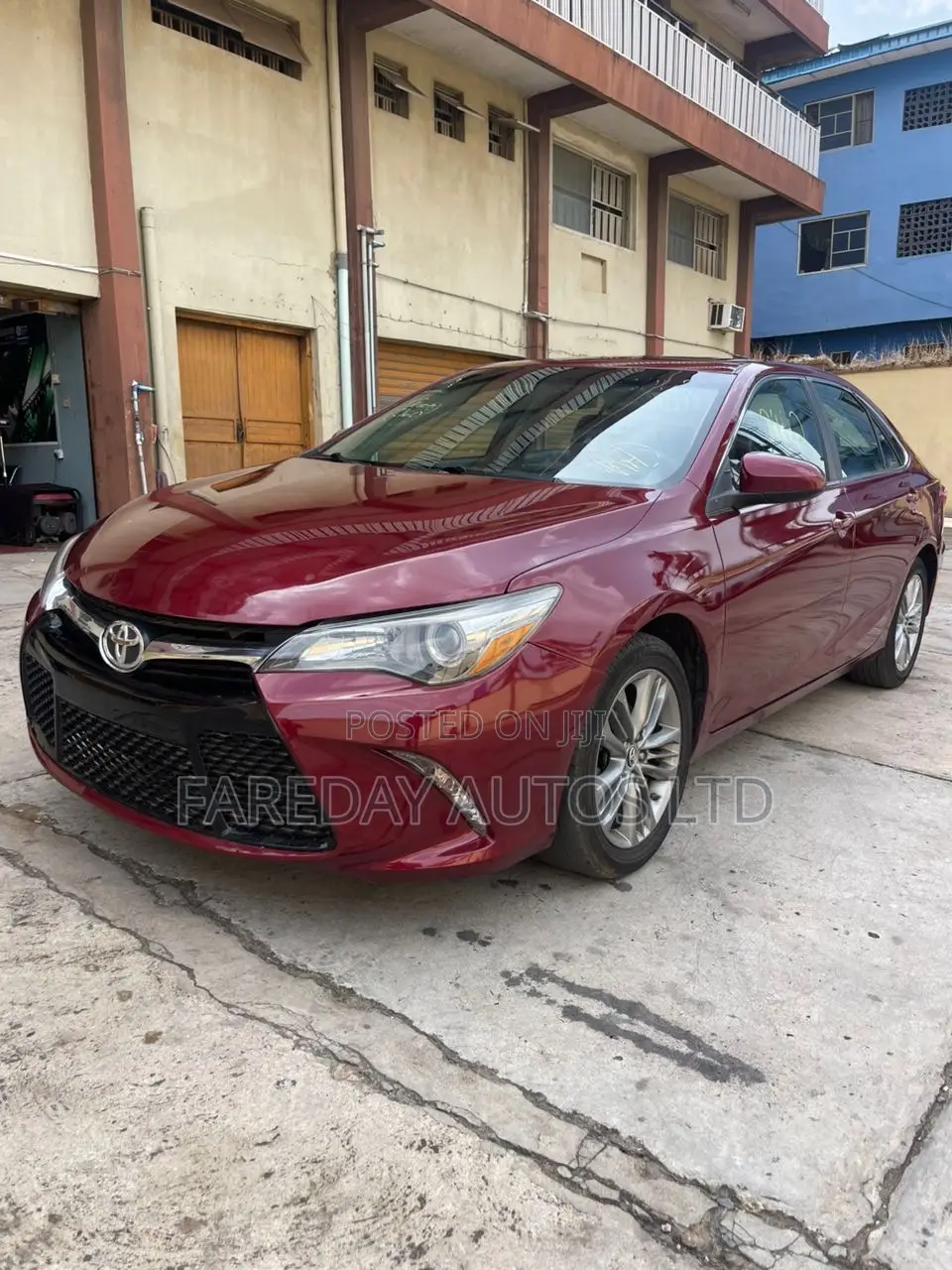 Toyota Camry SE 4dr Sedan (2.5L 4cyl 6A) 2015 Burgundy