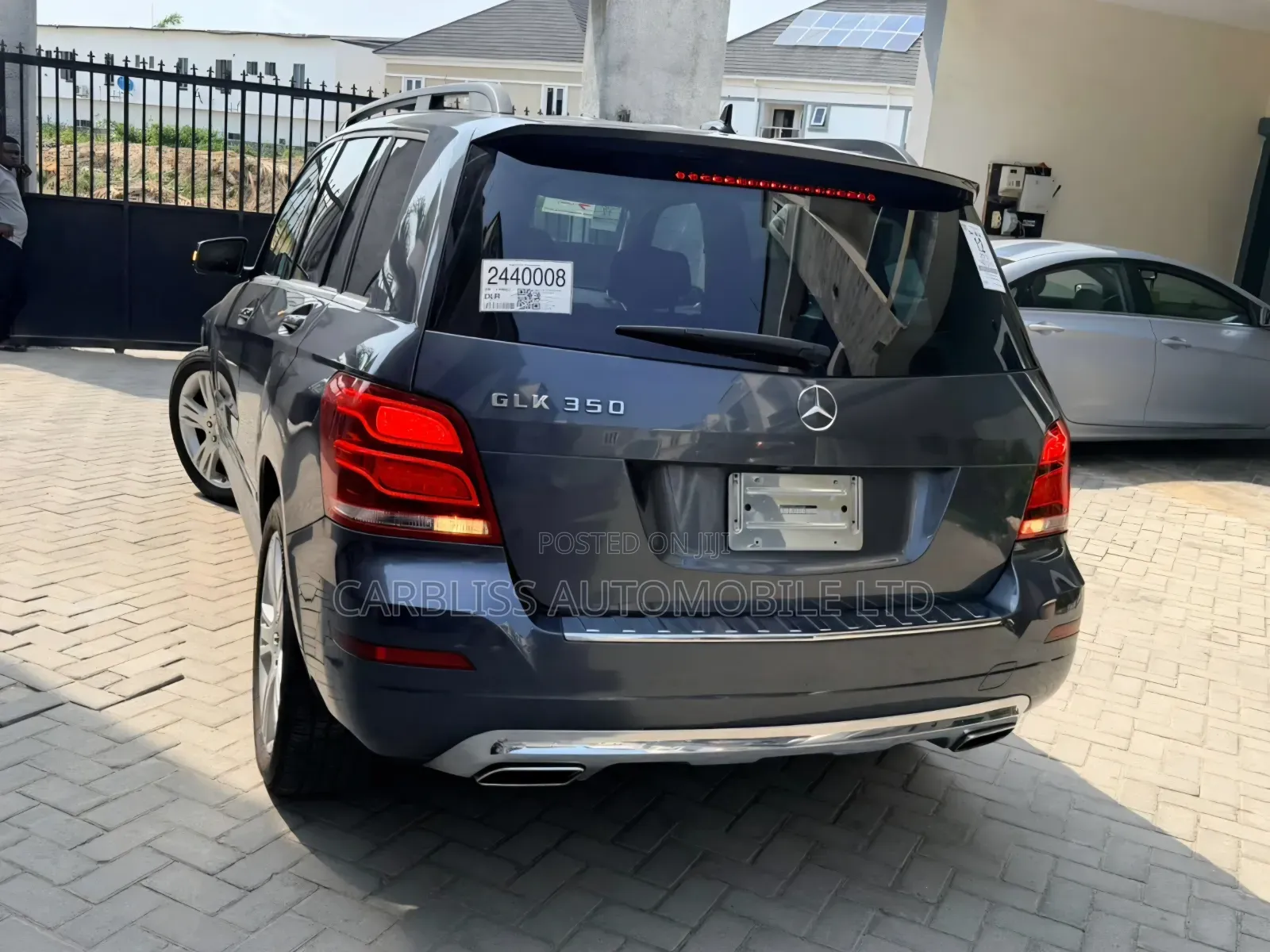 Mercedes-Benz GLK-Class Base GLK 350 4dr AWD 4MATIC (3.5L 6cyl 7A) 2015