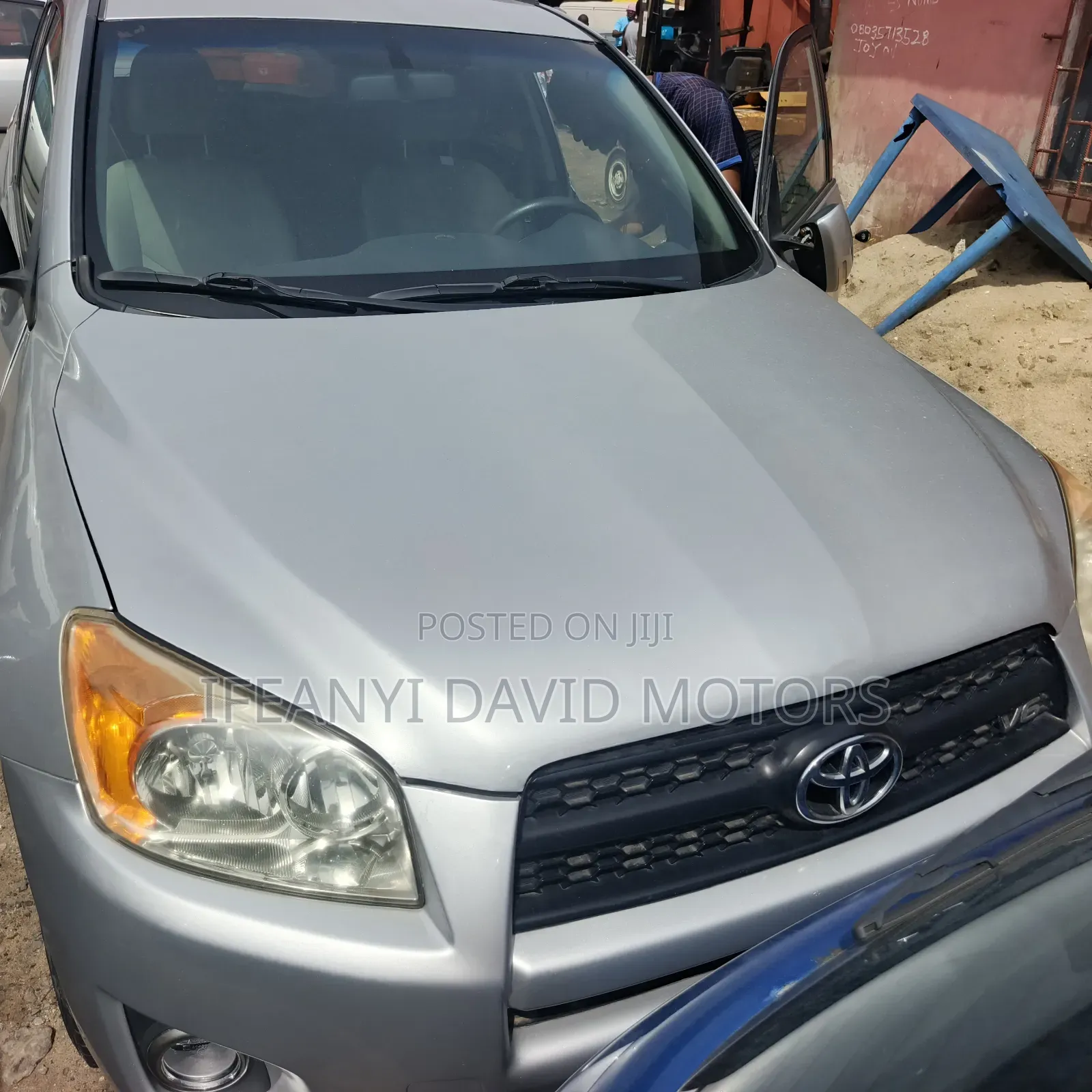 Toyota RAV4 V6 2009 Silver