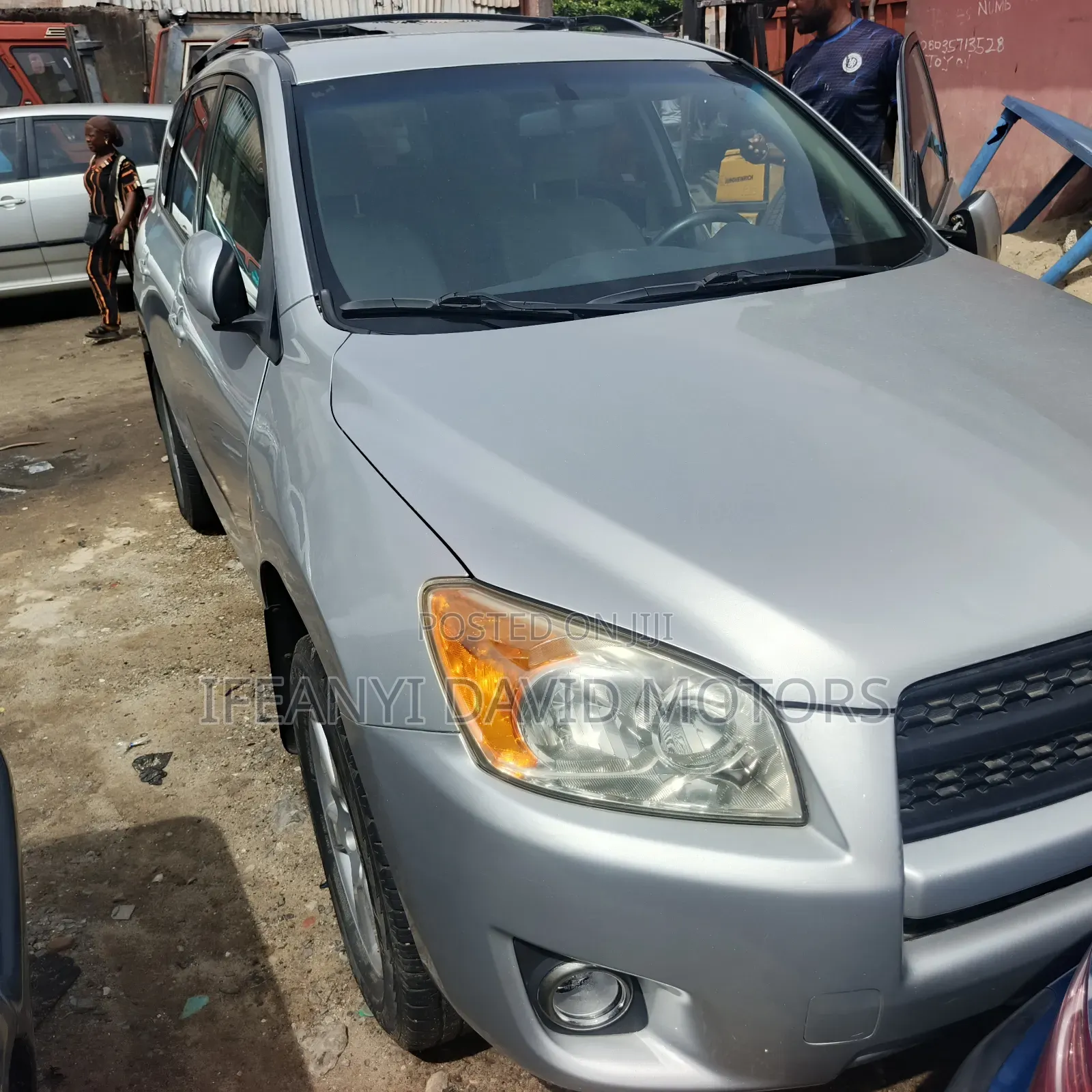 Toyota RAV4 V6 2009 Silver