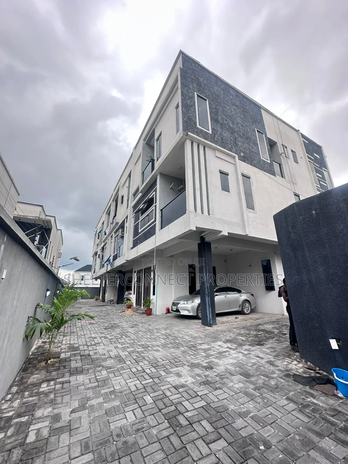 Furnished 2bdrm Apartment in Ologolo for rent
