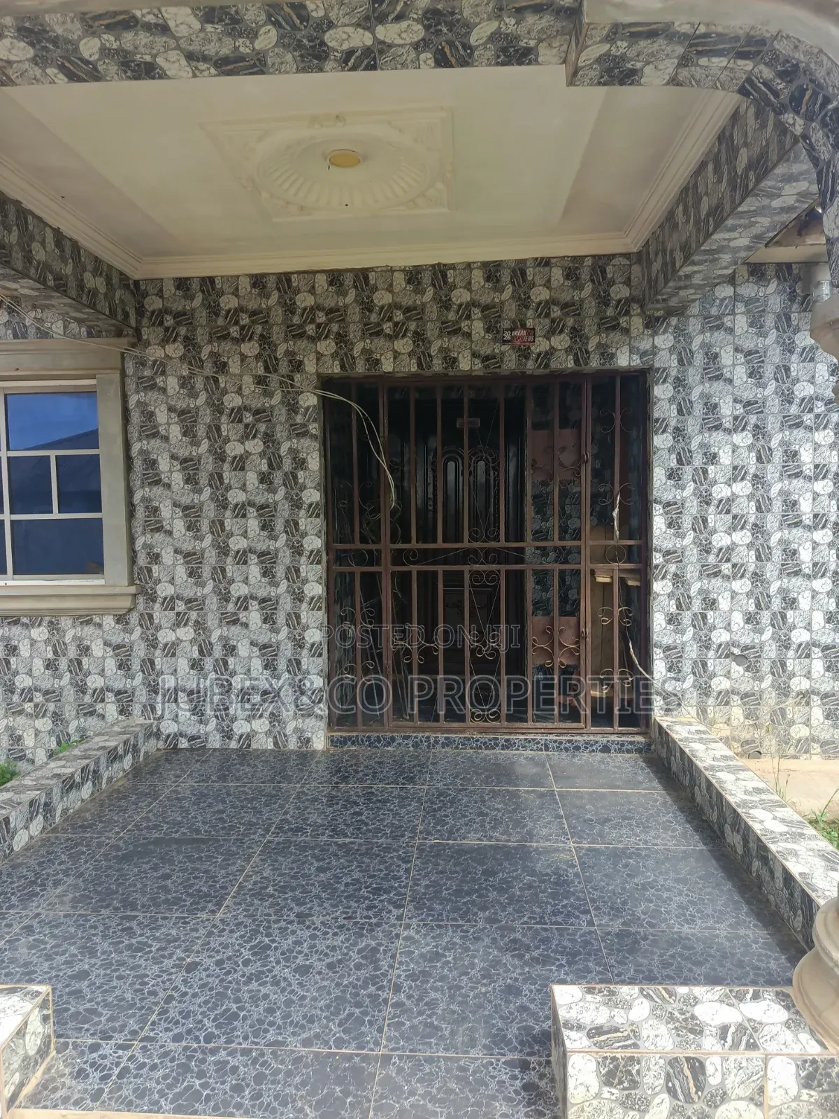 4bdrm Bungalow in Singer Ewupe Sango for sale