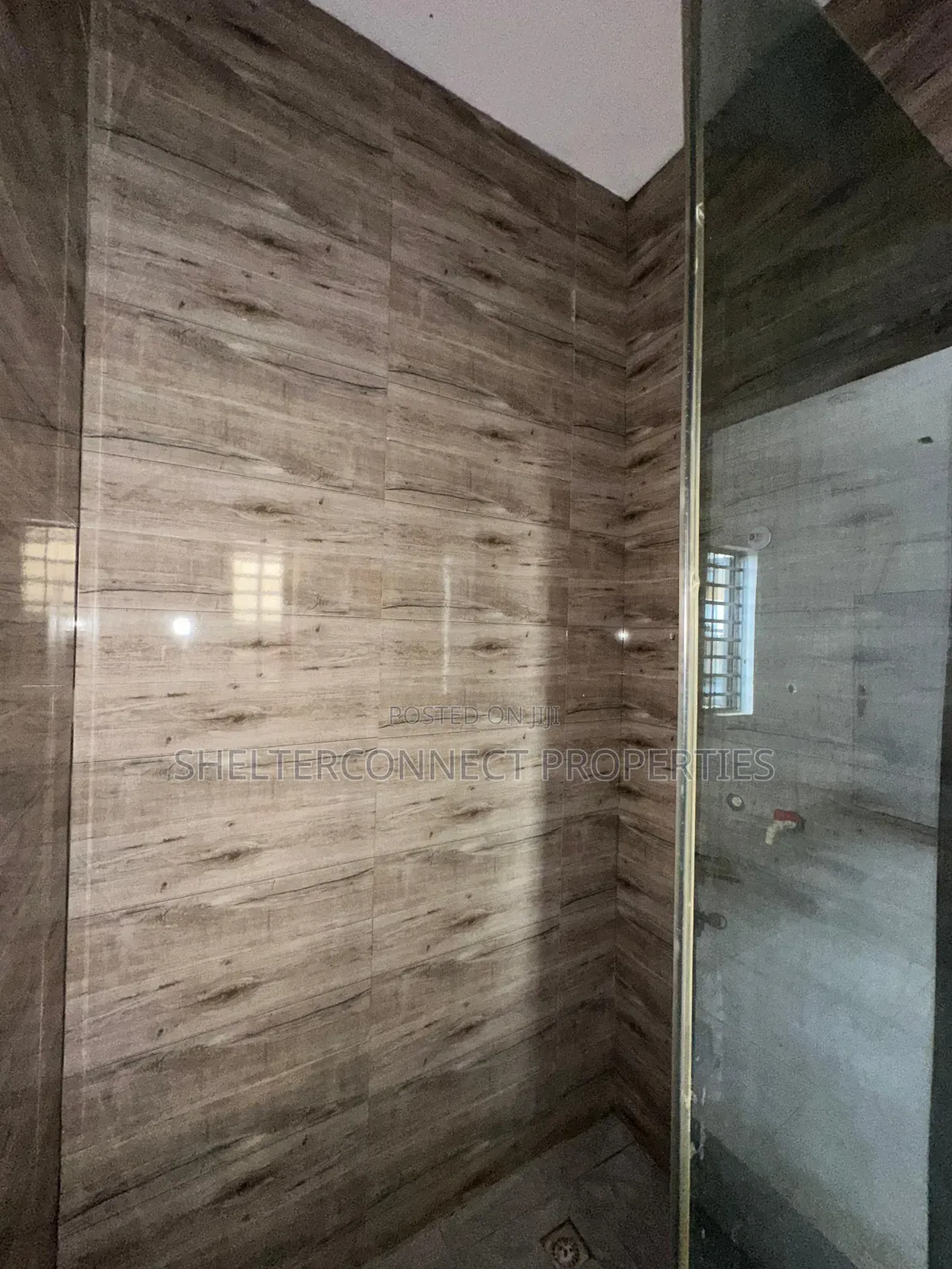 3bdrm Penthouse in Ologolo for rent