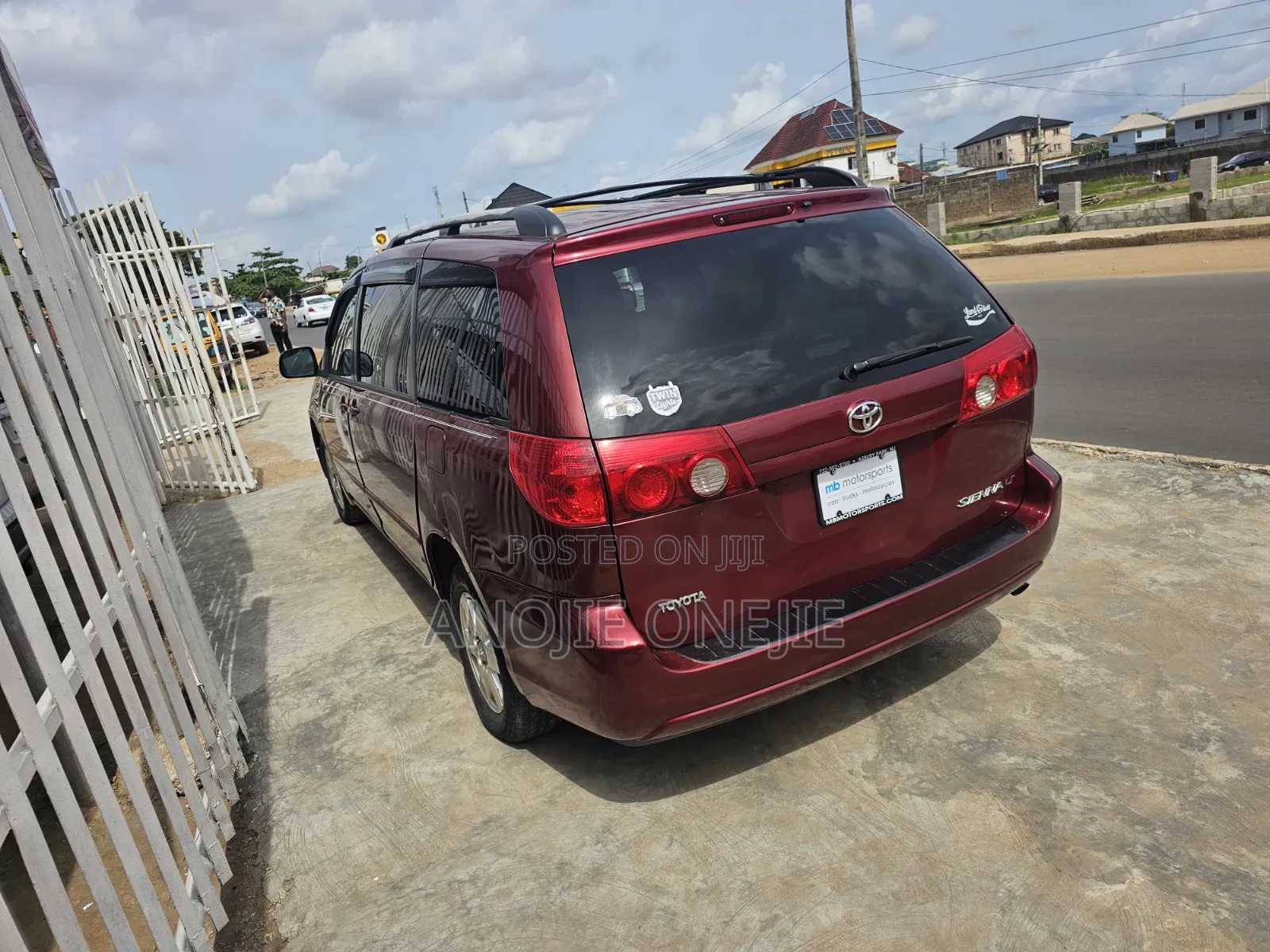 Toyota Sienna LE 4WD 2007 Red