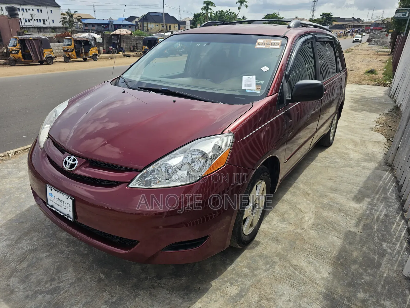 Toyota Sienna LE 4WD 2007 Red