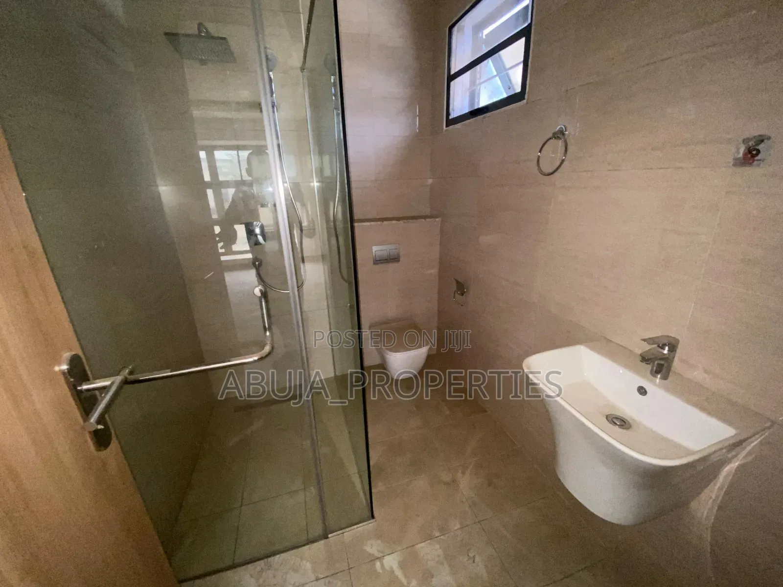 4bdrm Duplex in Wuse 2 for rent