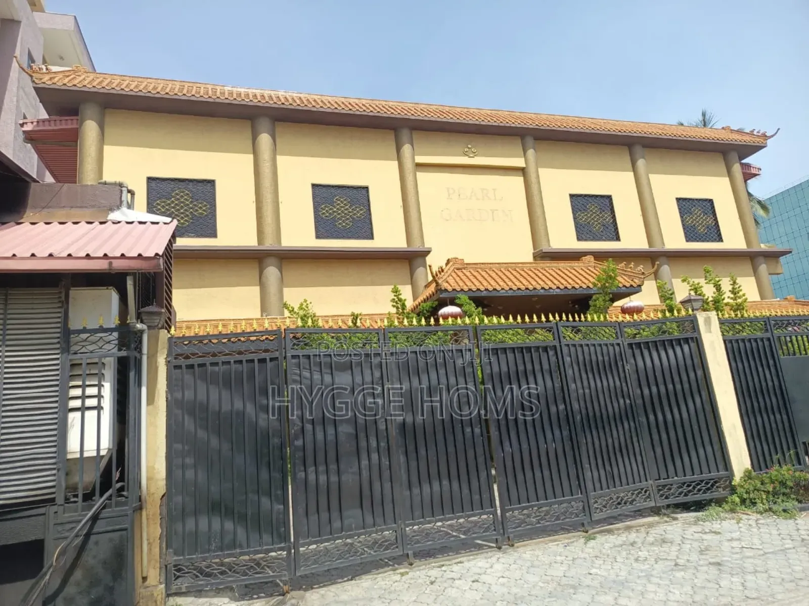 Detached Duplex Good for Lounge Restaurant Supermarket