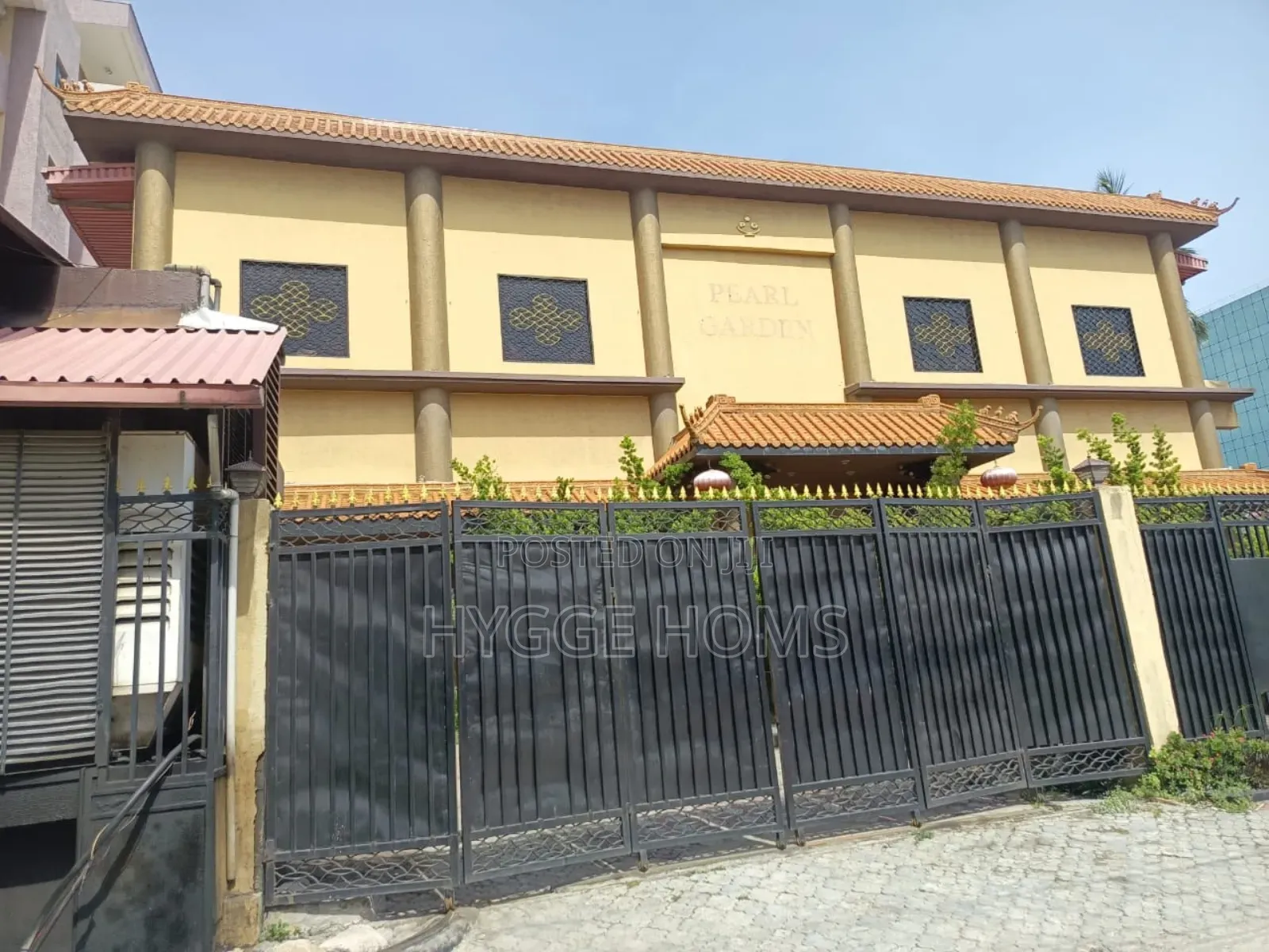 Detached Duplex Good for Lounge Restaurant Supermarket