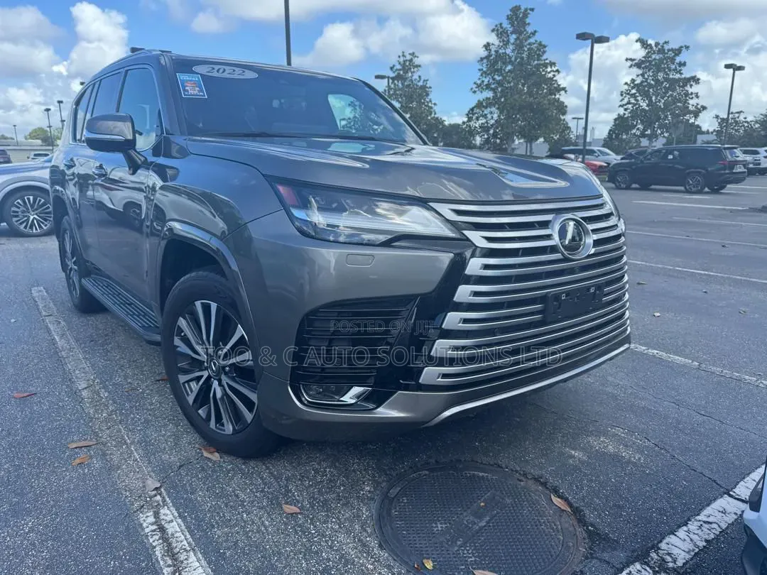 Lexus LX 600 2023 Gray
