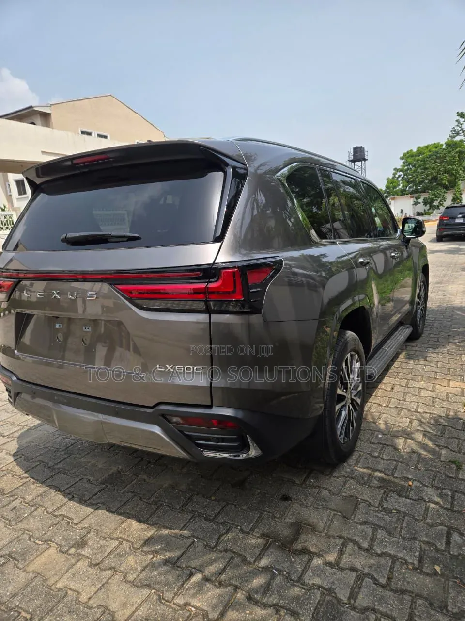 Lexus LX 600 2023 Gray