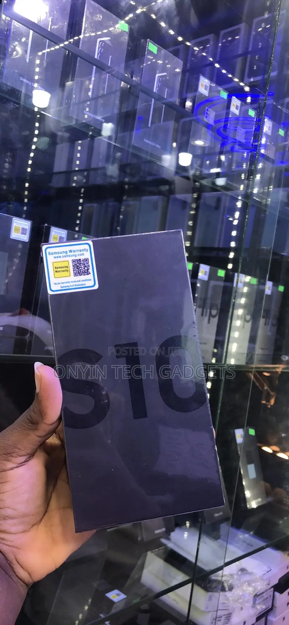 New Samsung Galaxy S10 128 GB Blue