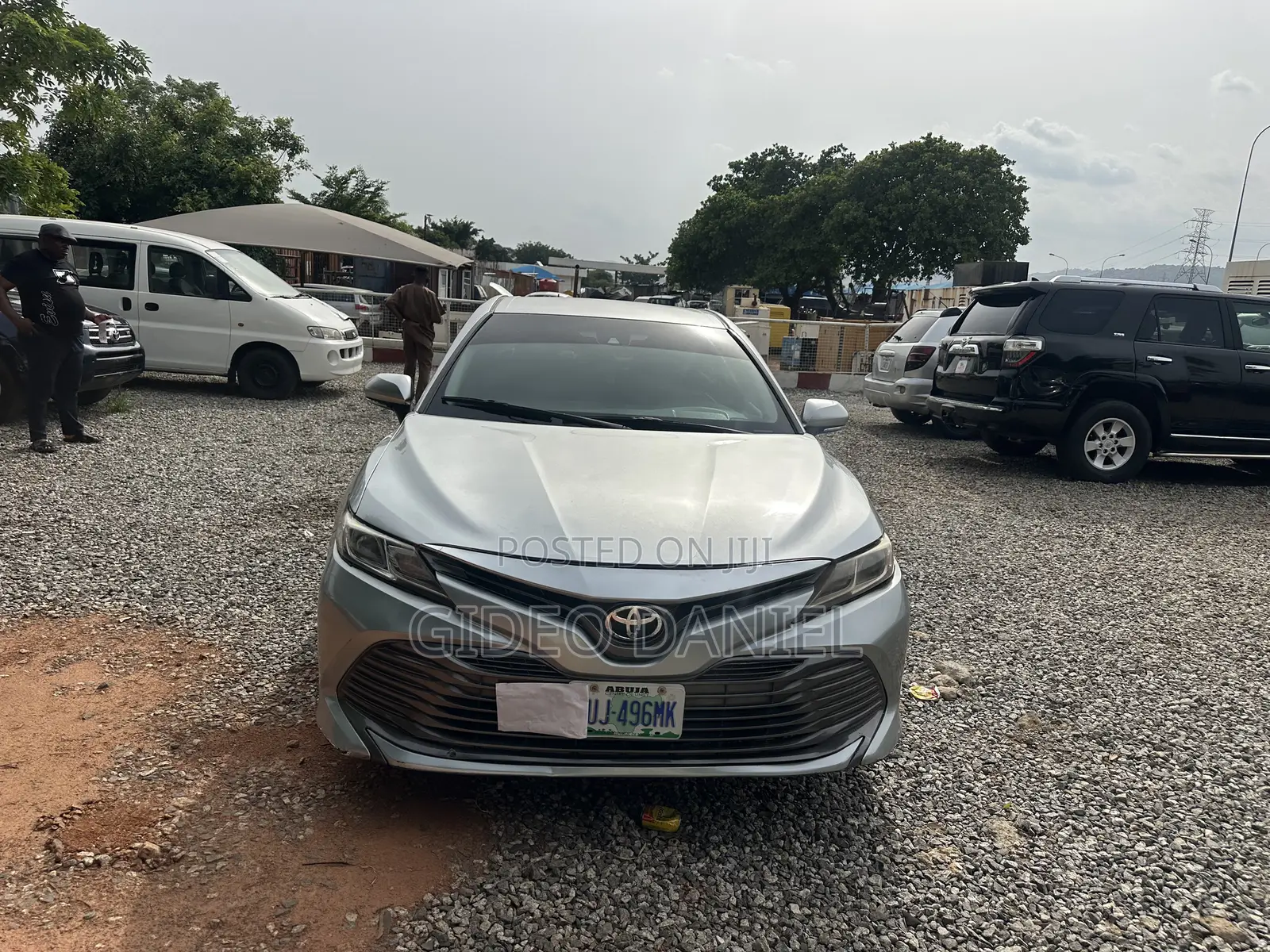 Toyota Camry L FWD (2.5L 4cyl 8AM) 2018 Silver