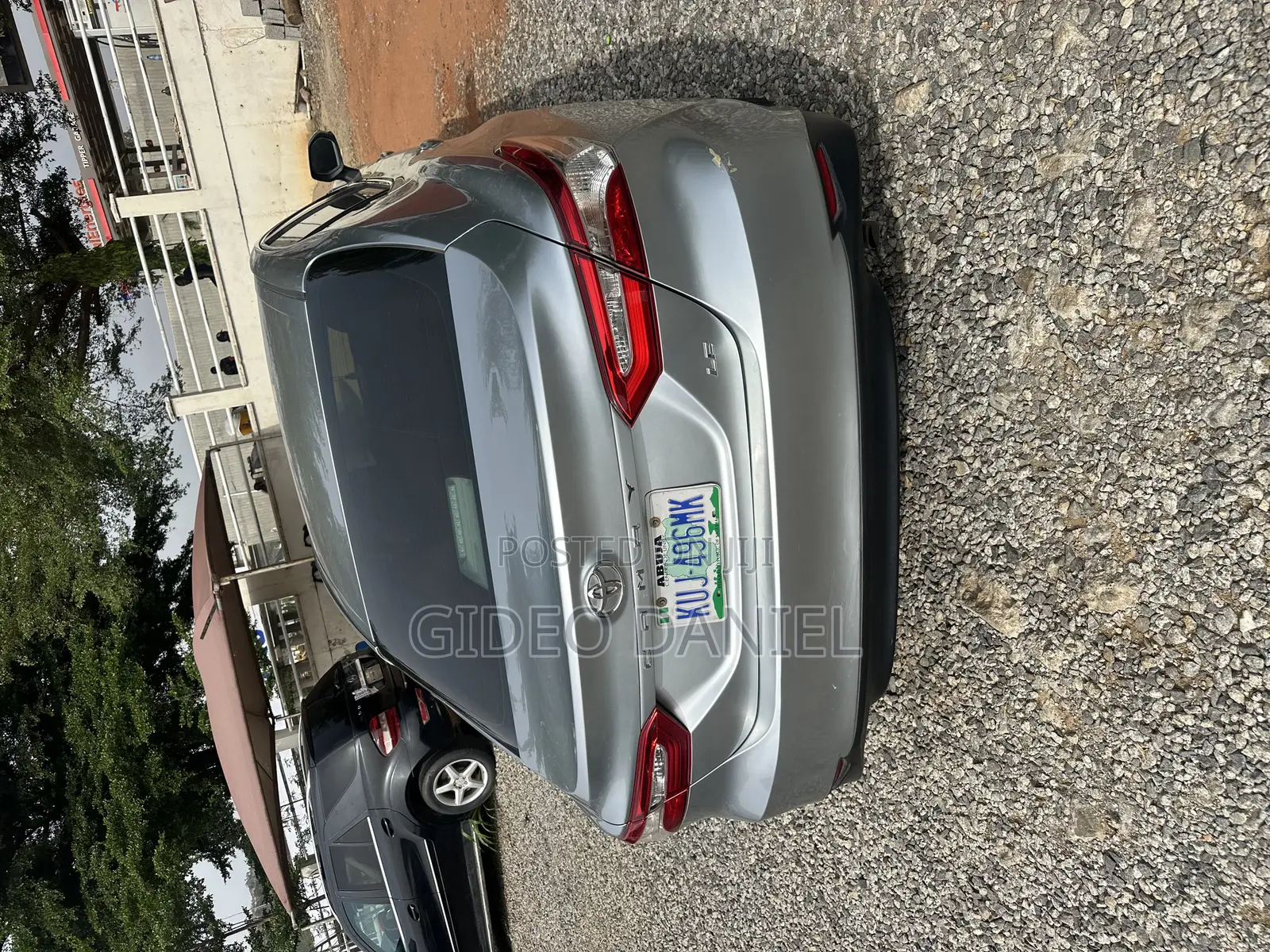 Toyota Camry L FWD (2.5L 4cyl 8AM) 2018 Silver