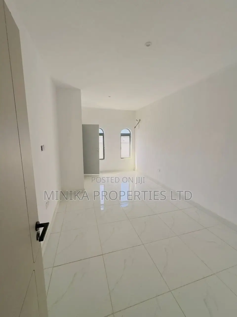 2bdrm Maisonette in The Rock Apartments,, Lagos Island / Lagos Island