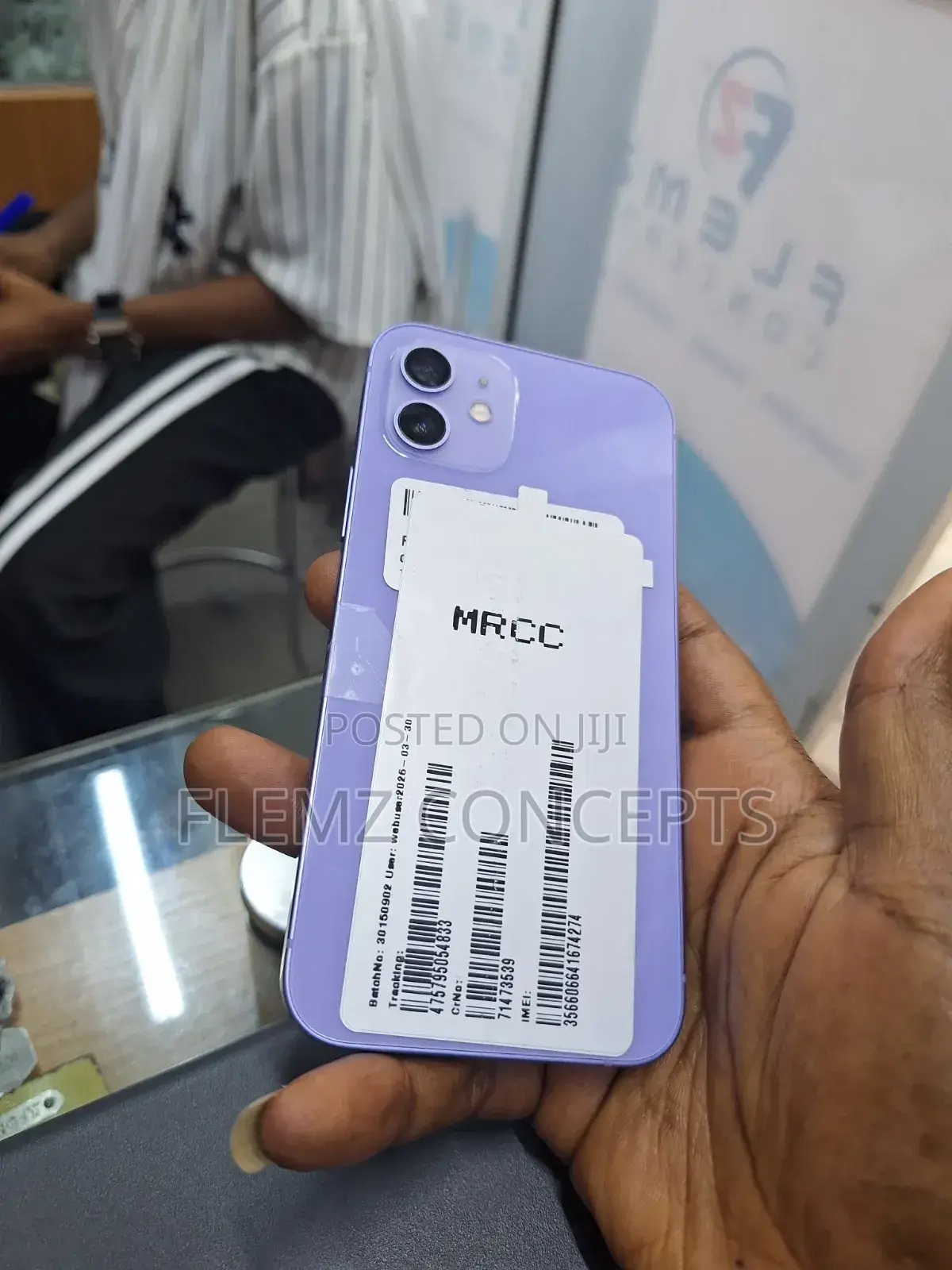 Apple iPhone 12 64 GB Purple