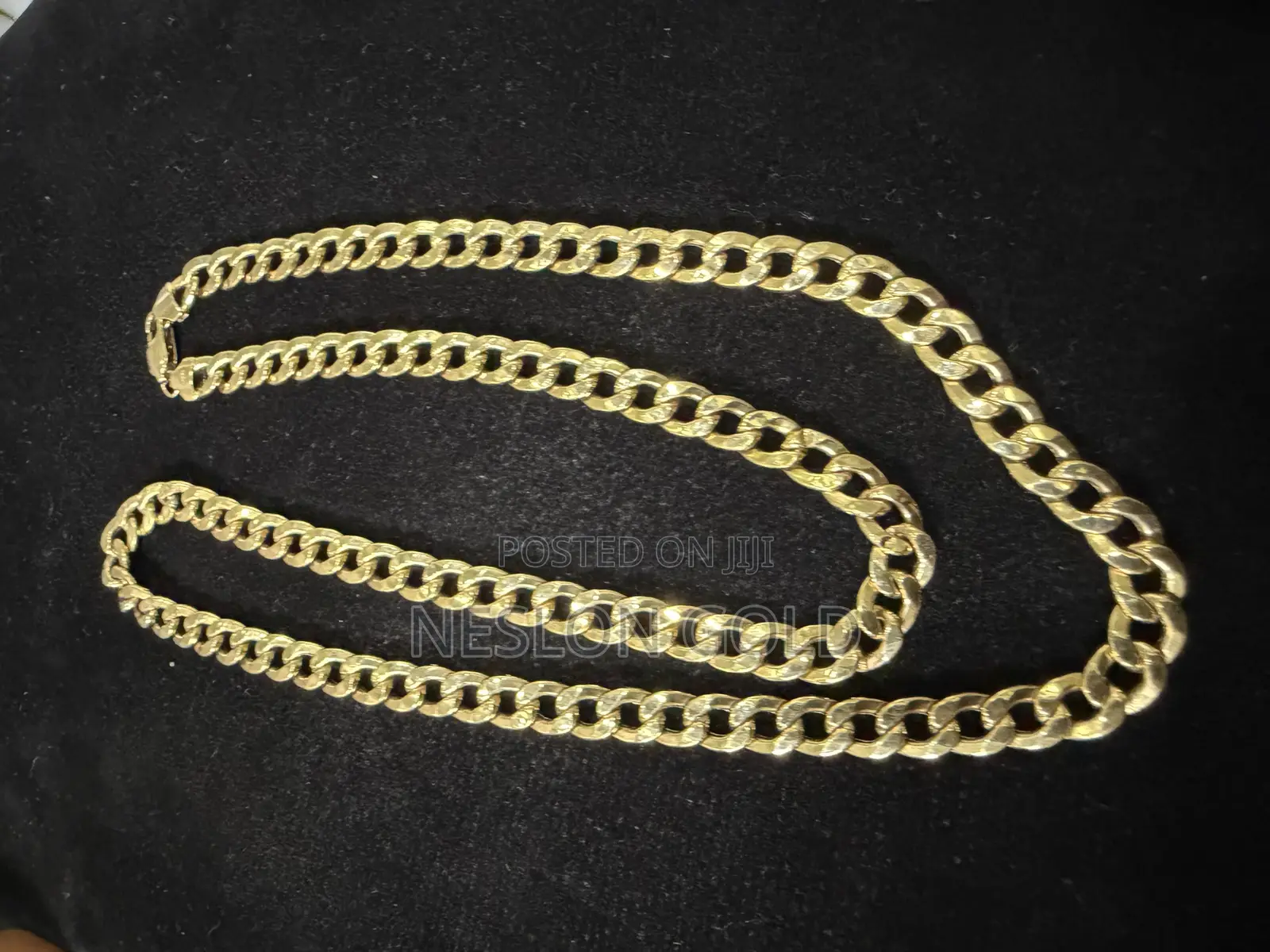 Brand New Italy 750 Gold Cuban Design
