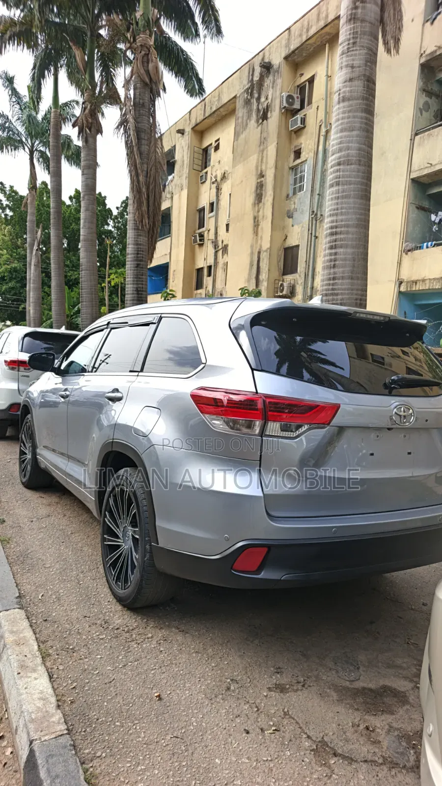 Toyota Highlander Limited 4x4 V6 (3.5L 6cyl 8A) 2018 Silver