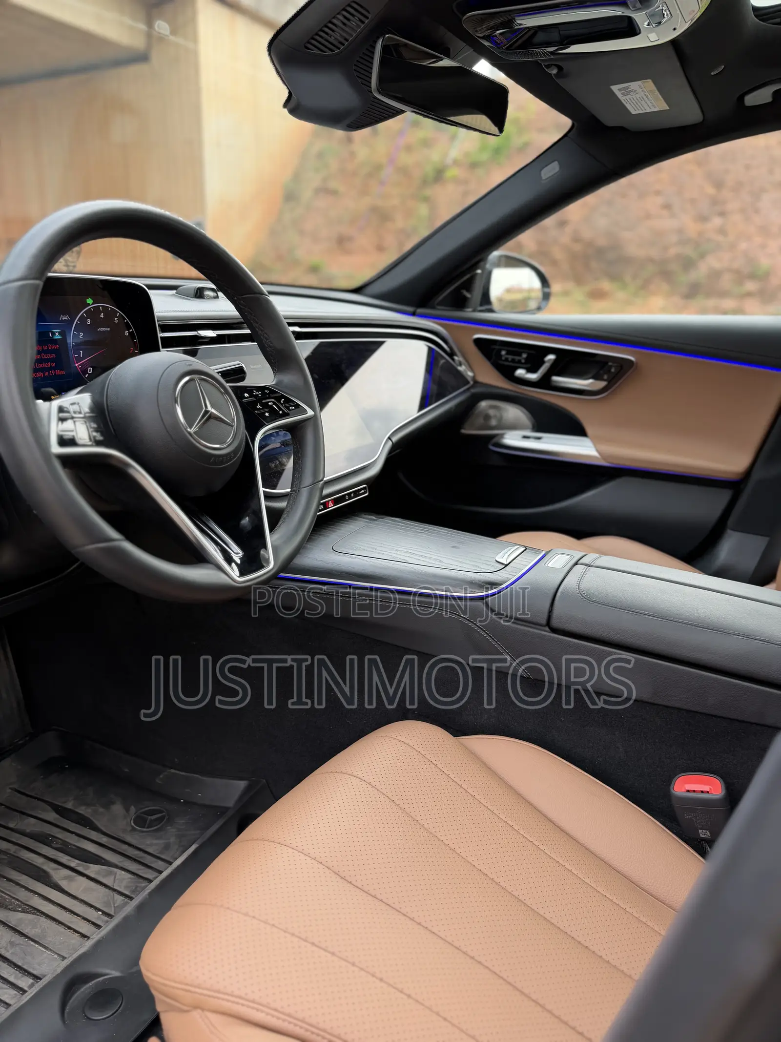 Mercedes-Benz E350 2025 Black