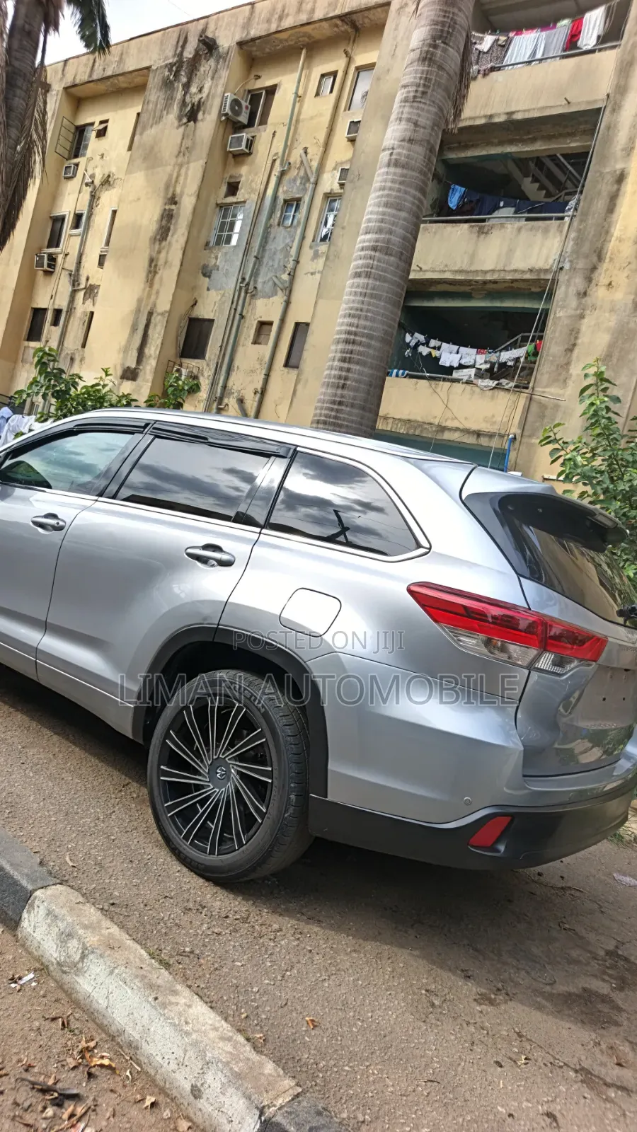 Toyota Highlander Limited 4x4 V6 (3.5L 6cyl 8A) 2017 Silver