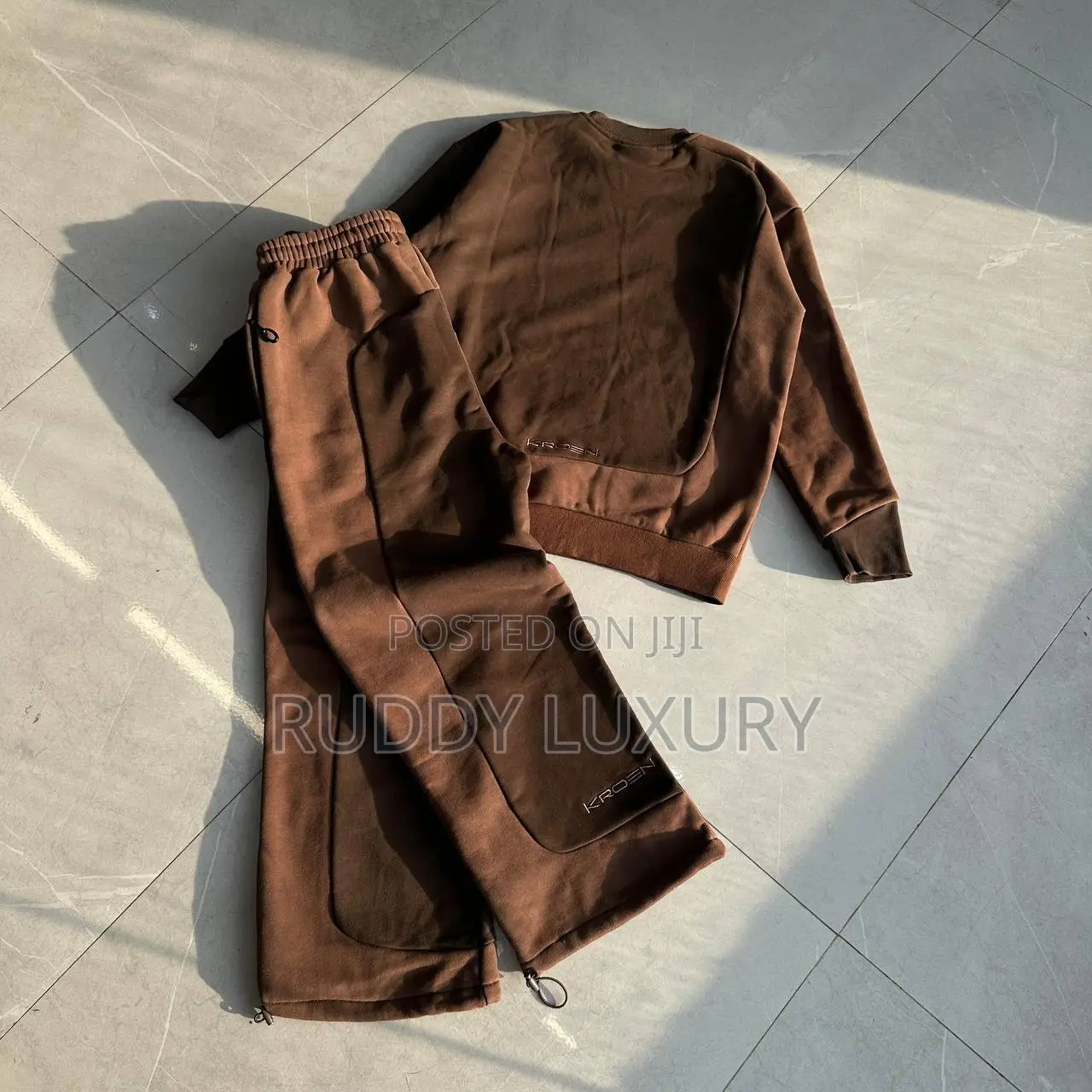 Kroen Asym Sport Suit