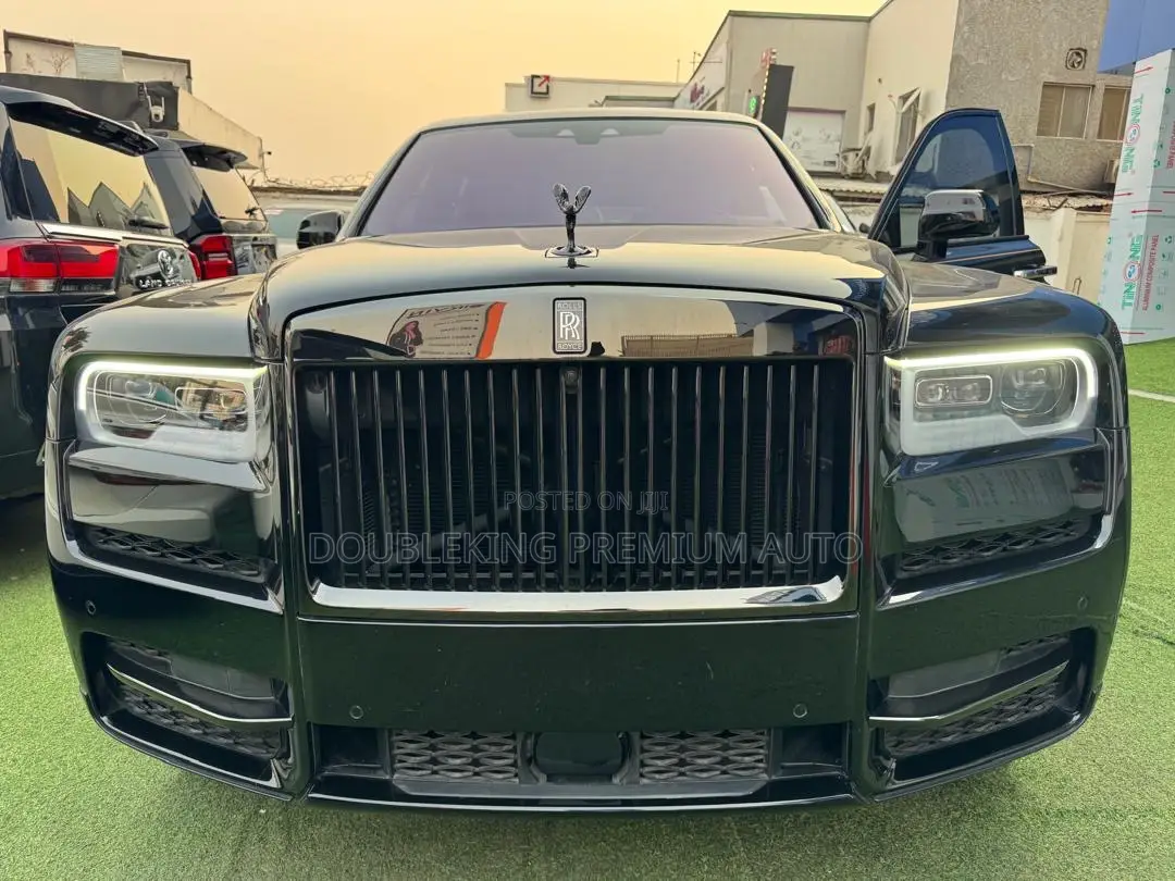 New Rolls-Royce Cullinan Black Badge Sport Utility 2023 Black