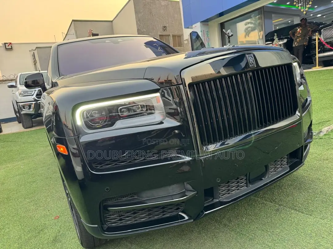 New Rolls-Royce Cullinan Black Badge Sport Utility 2023 Black