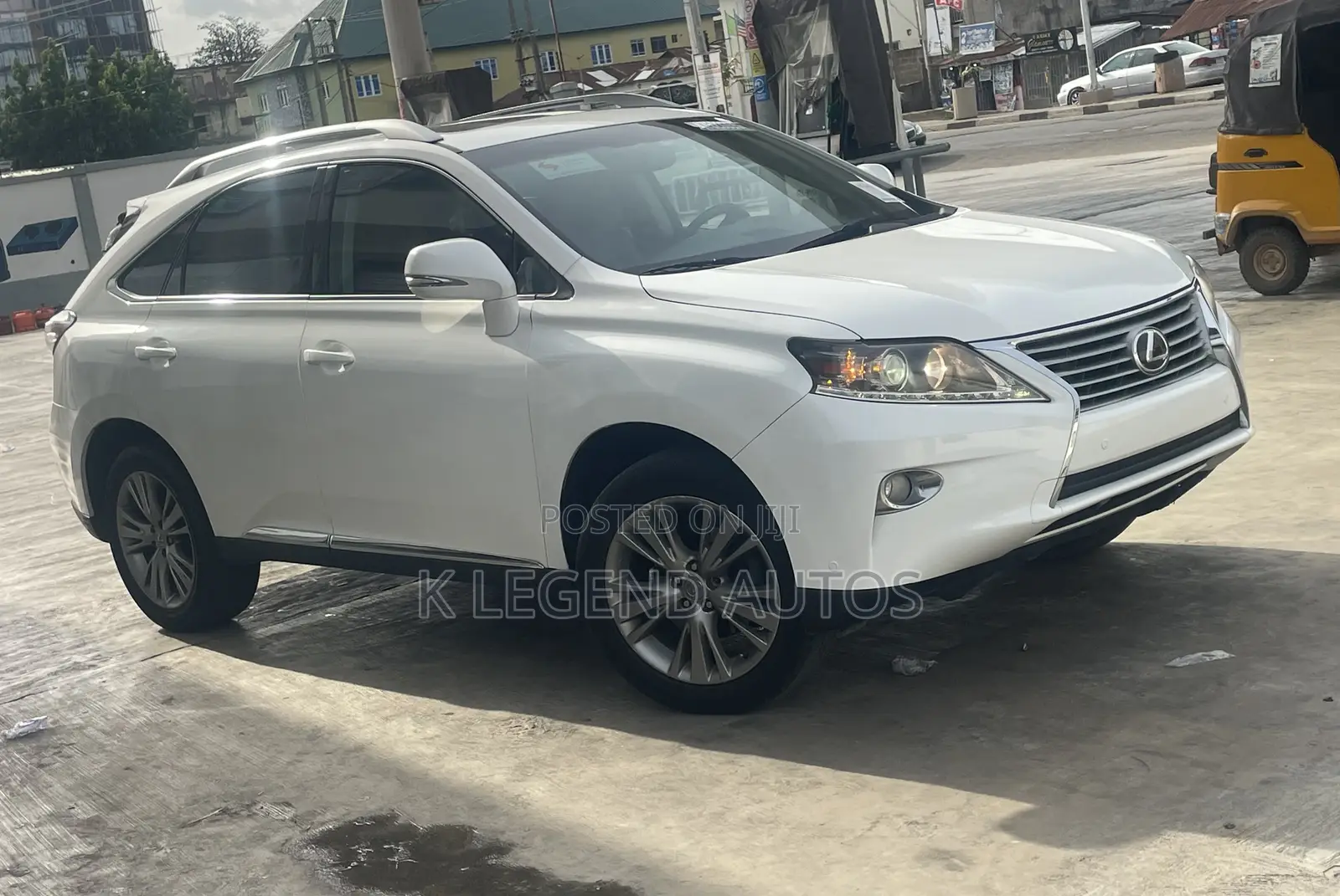 Lexus RX 350 FWD 2013 White