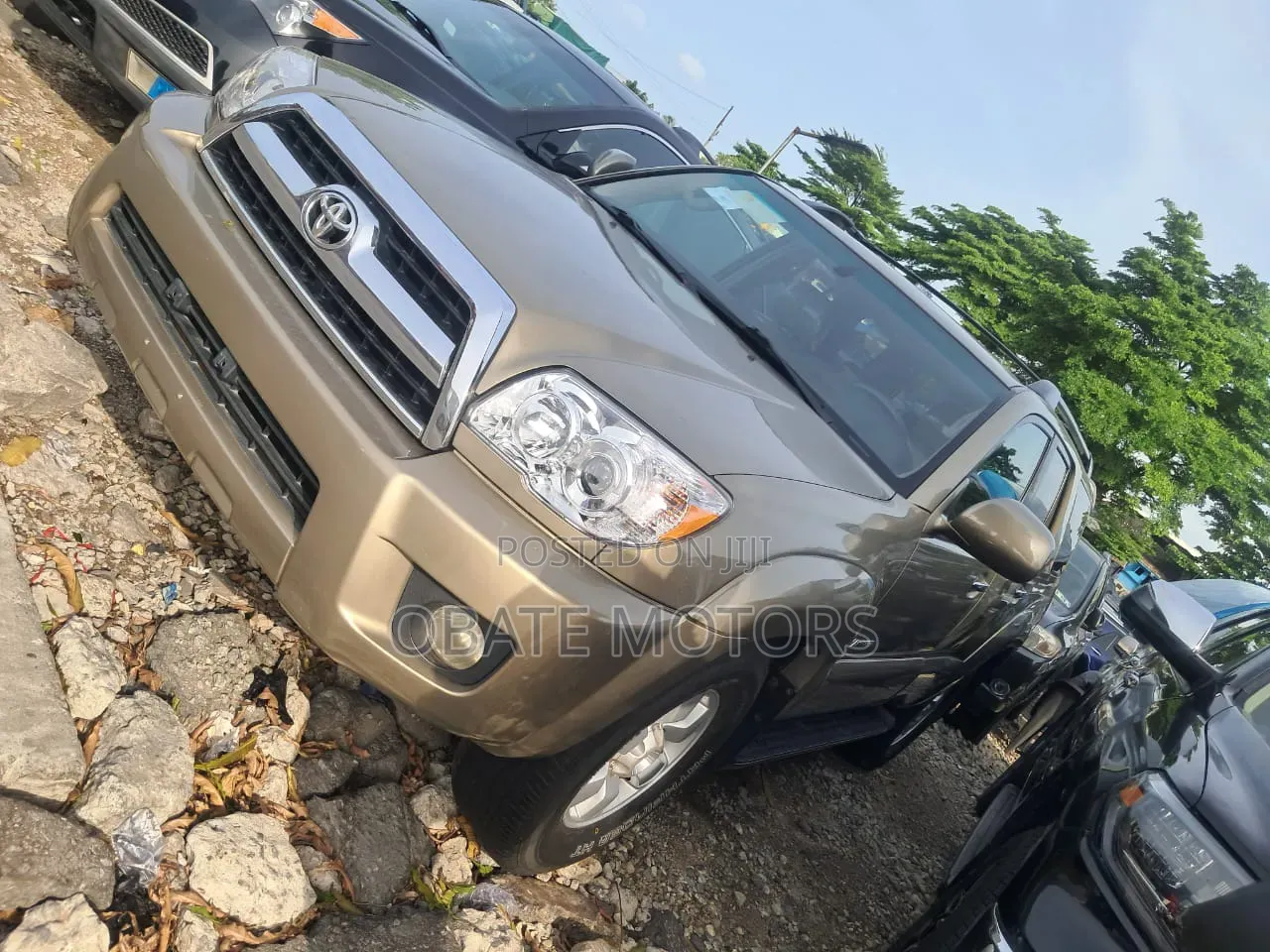 Toyota 4-Runner Limited 2008 Gold