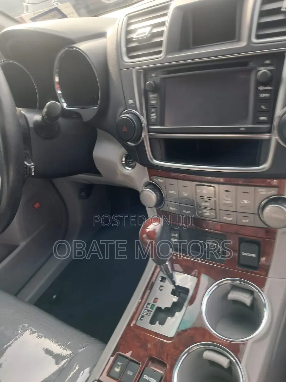 Toyota Highlander Limited 3.5l 4WD 2013 Gray