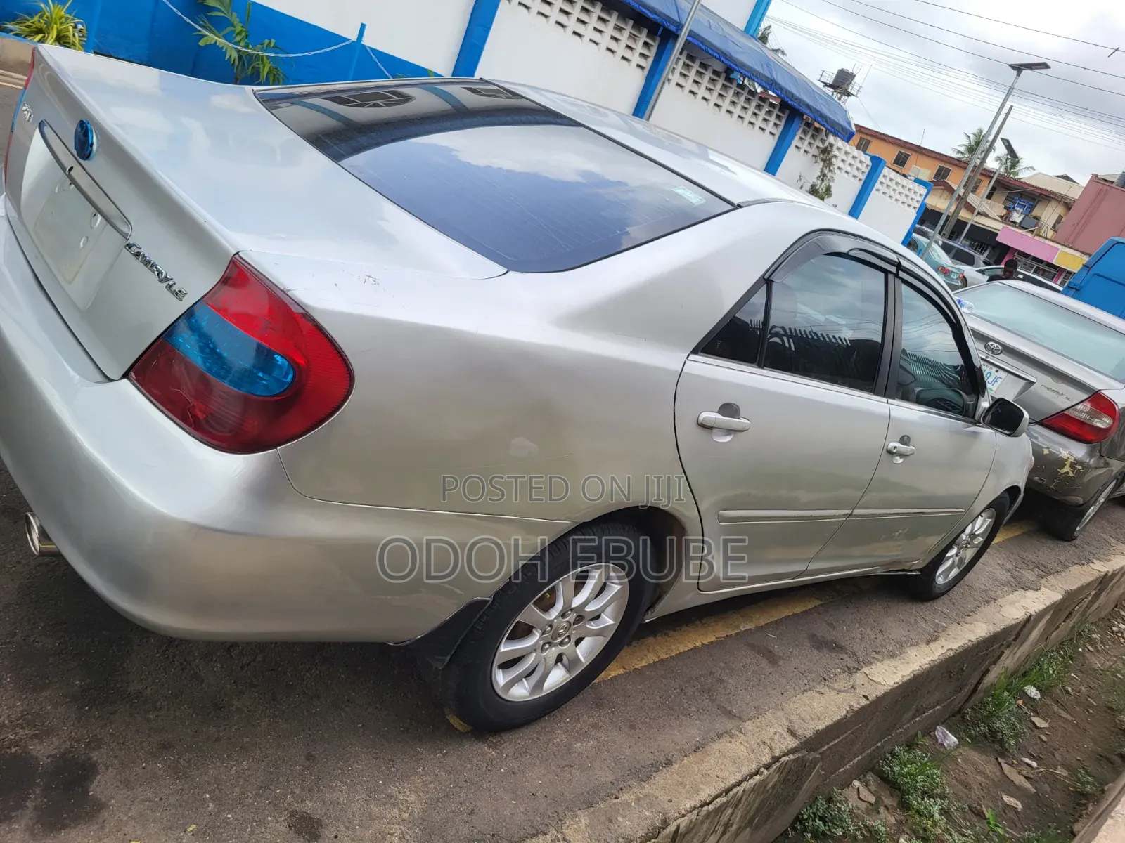 Toyota Camry LE 4dr Sedan (2.4L 4cyl 5M) 2004 Silver