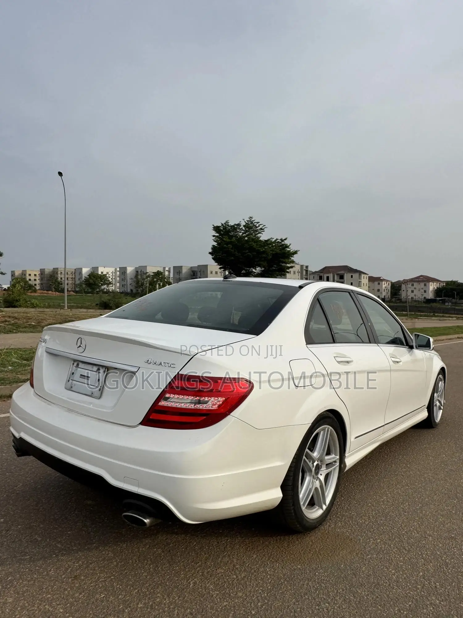 Mercedes-Benz C300 Luxury 4Matic Sedan AWD (3.5L 6cyl 7A) 2013 White