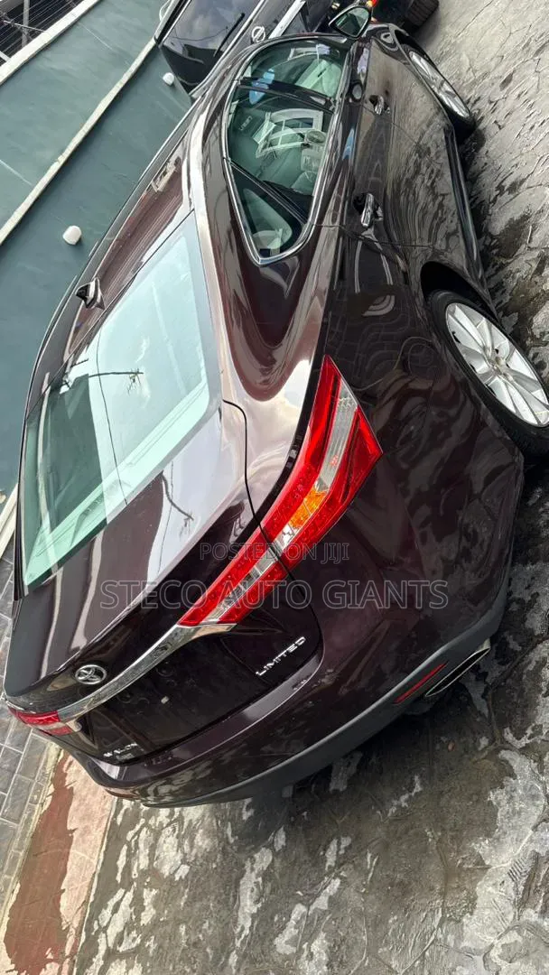 Toyota Avalon 2015 Red