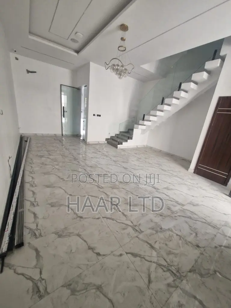 4bdrm Duplex in Osapa london for sale