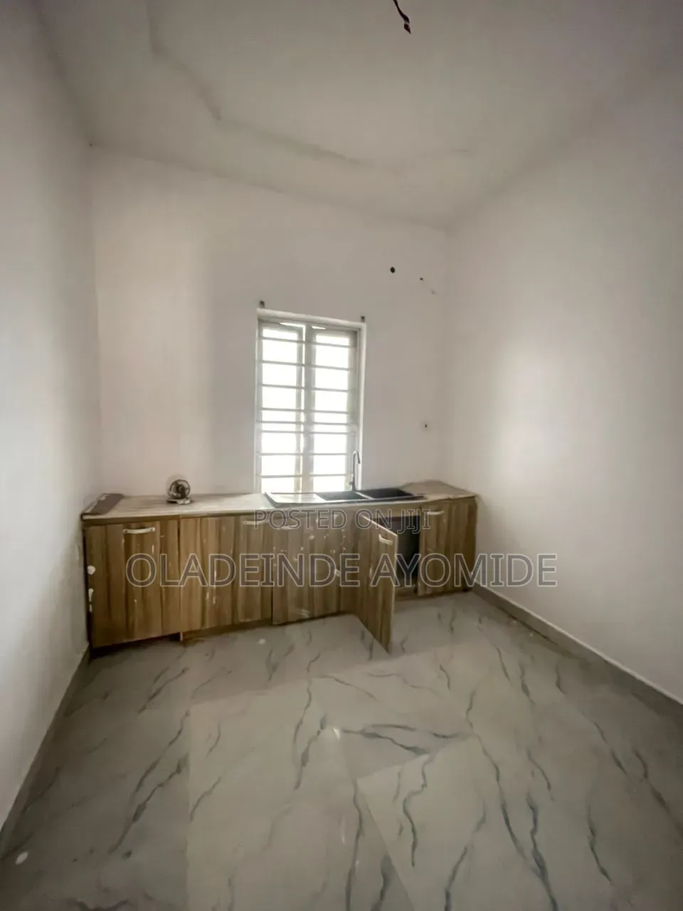 Studio Apartment in Idado for rent