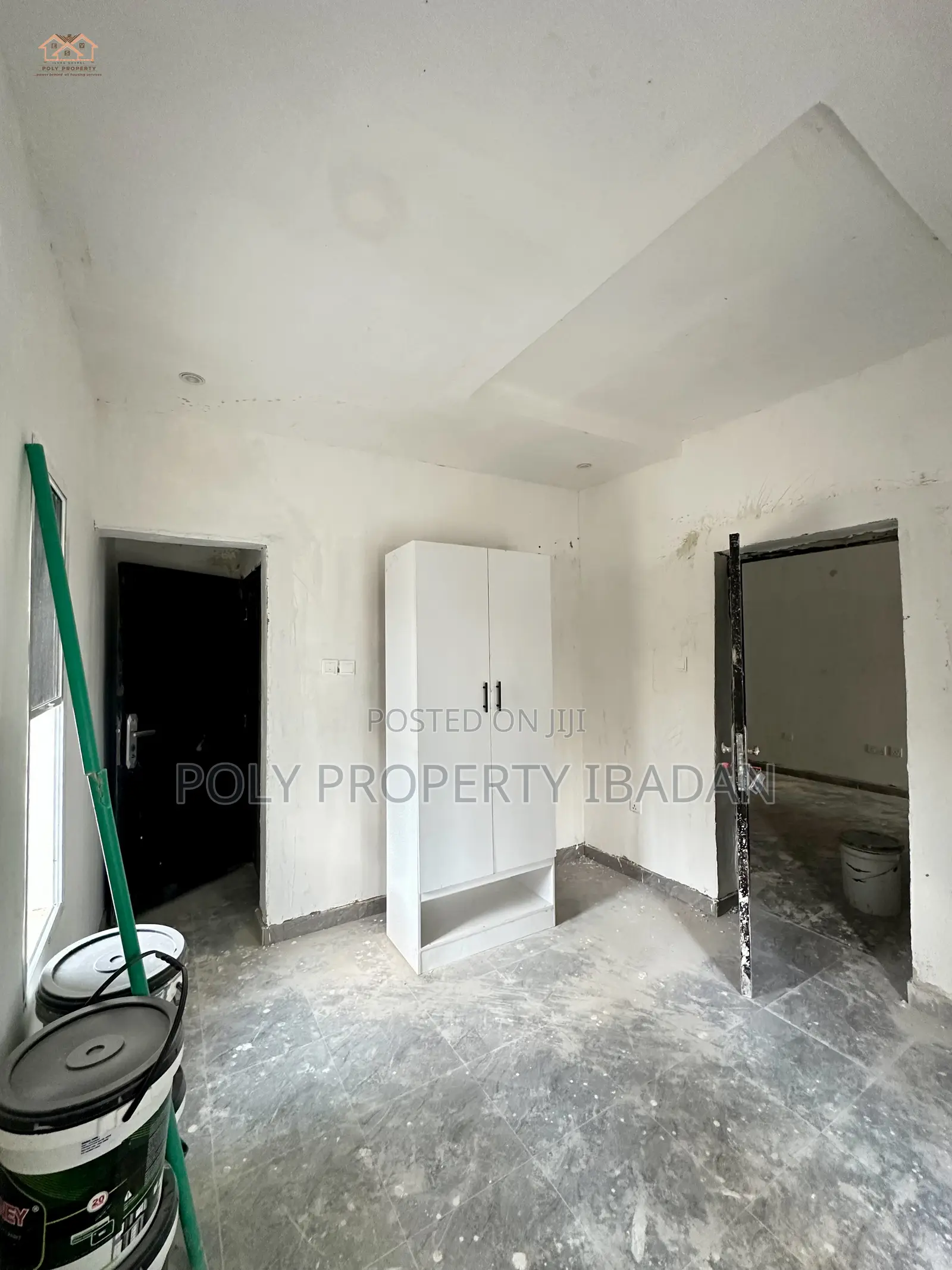1bdrm Apartment in Atoyebi Court, Ibadan for sale