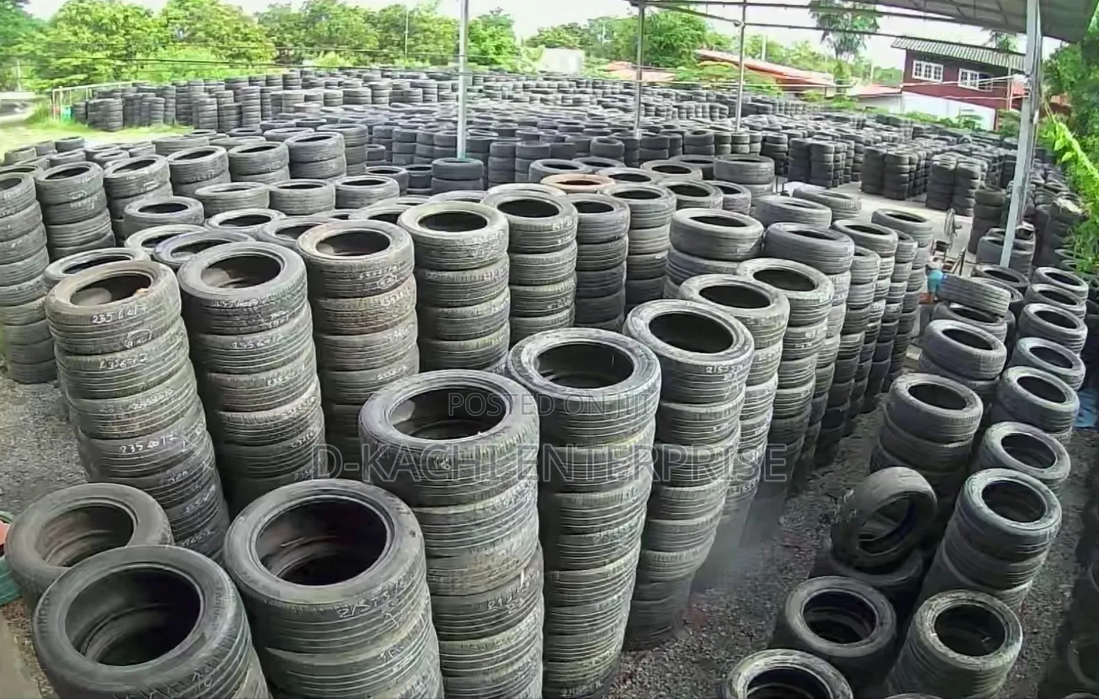 215/65 R16 Crosswind Tyre (Brand New and First Grade Tokunbo)