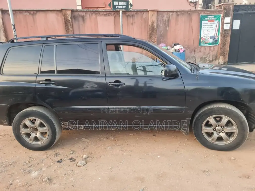 Toyota Highlander 2005 Black